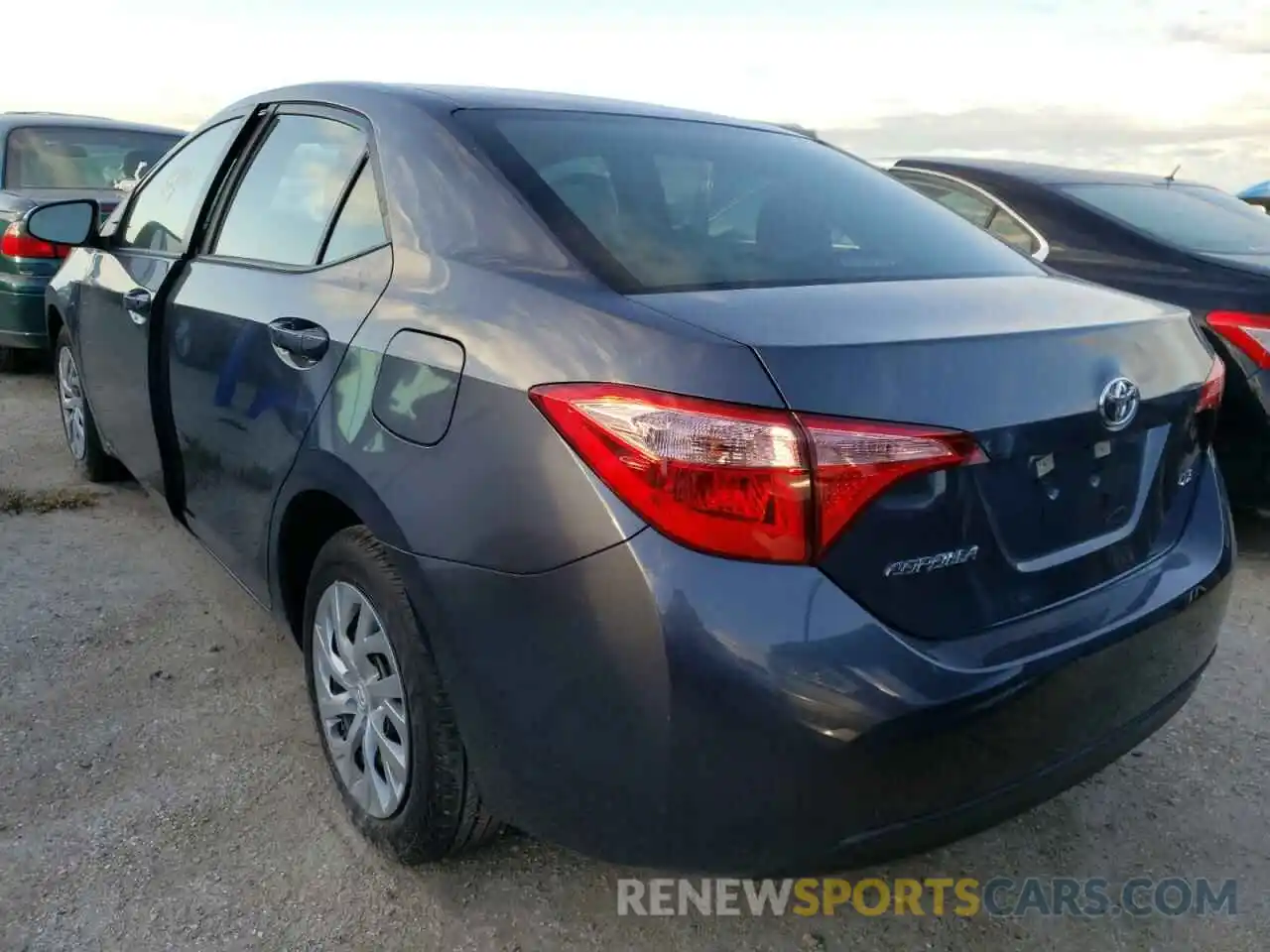 3 Photograph of a damaged car 5YFBURHE6KP920094 TOYOTA COROLLA 2019