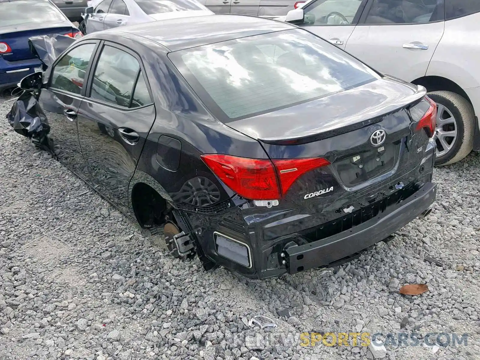 3 Photograph of a damaged car 5YFBURHE6KP920239 TOYOTA COROLLA 2019