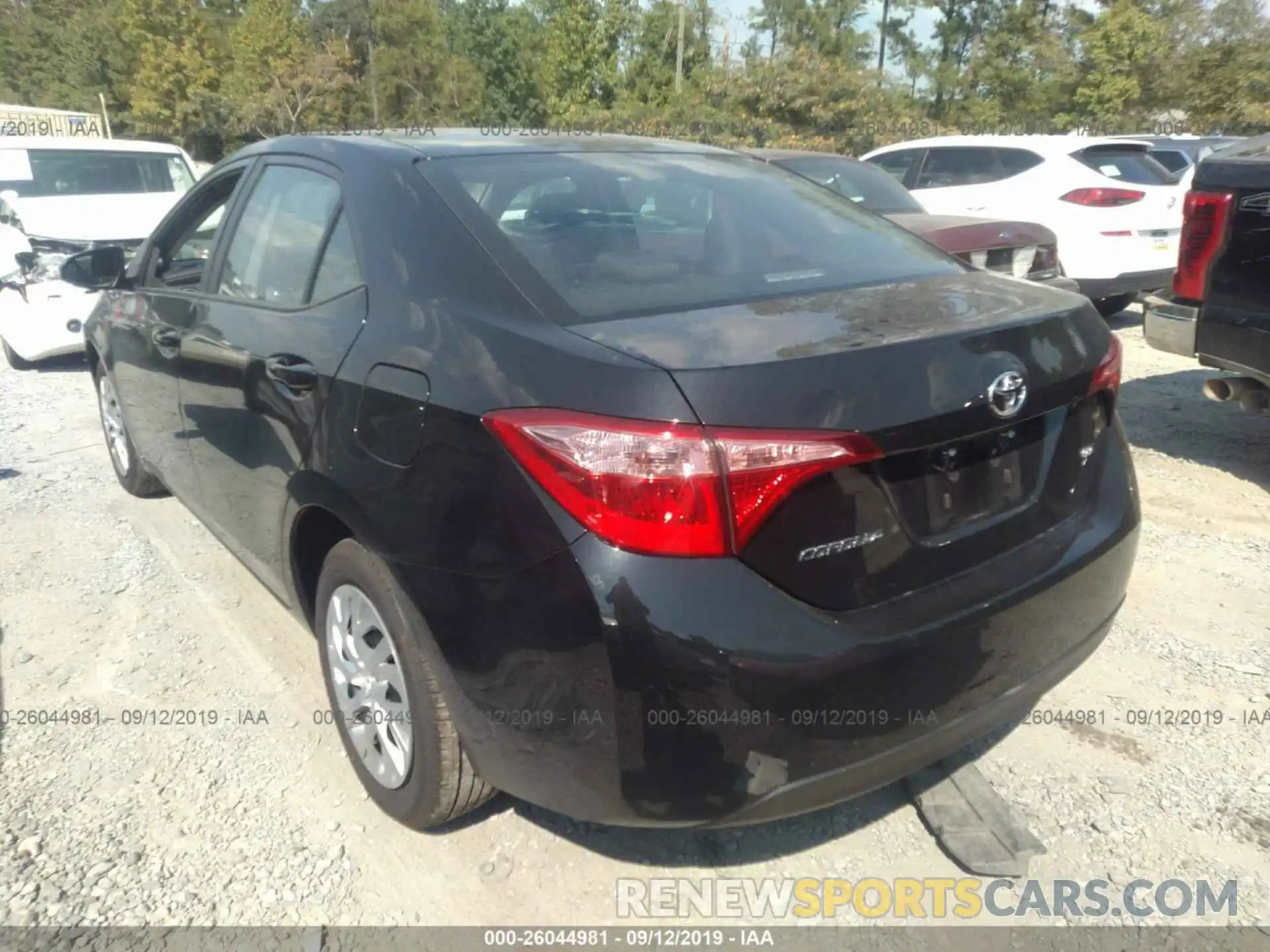 3 Photograph of a damaged car 5YFBURHE6KP920628 TOYOTA COROLLA 2019