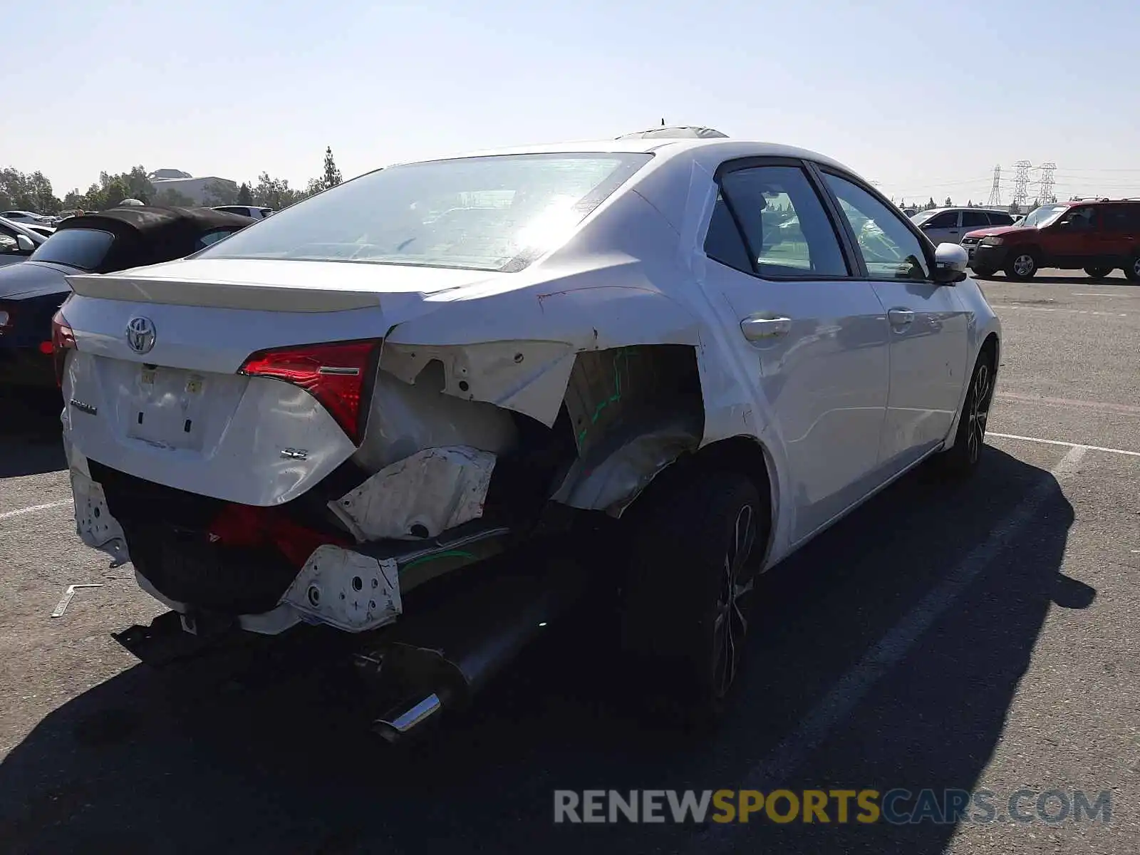 4 Photograph of a damaged car 5YFBURHE6KP920645 TOYOTA COROLLA 2019