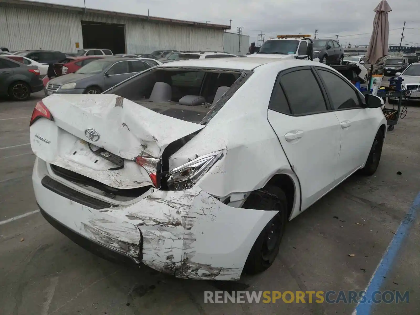 4 Photograph of a damaged car 5YFBURHE6KP921729 TOYOTA COROLLA 2019