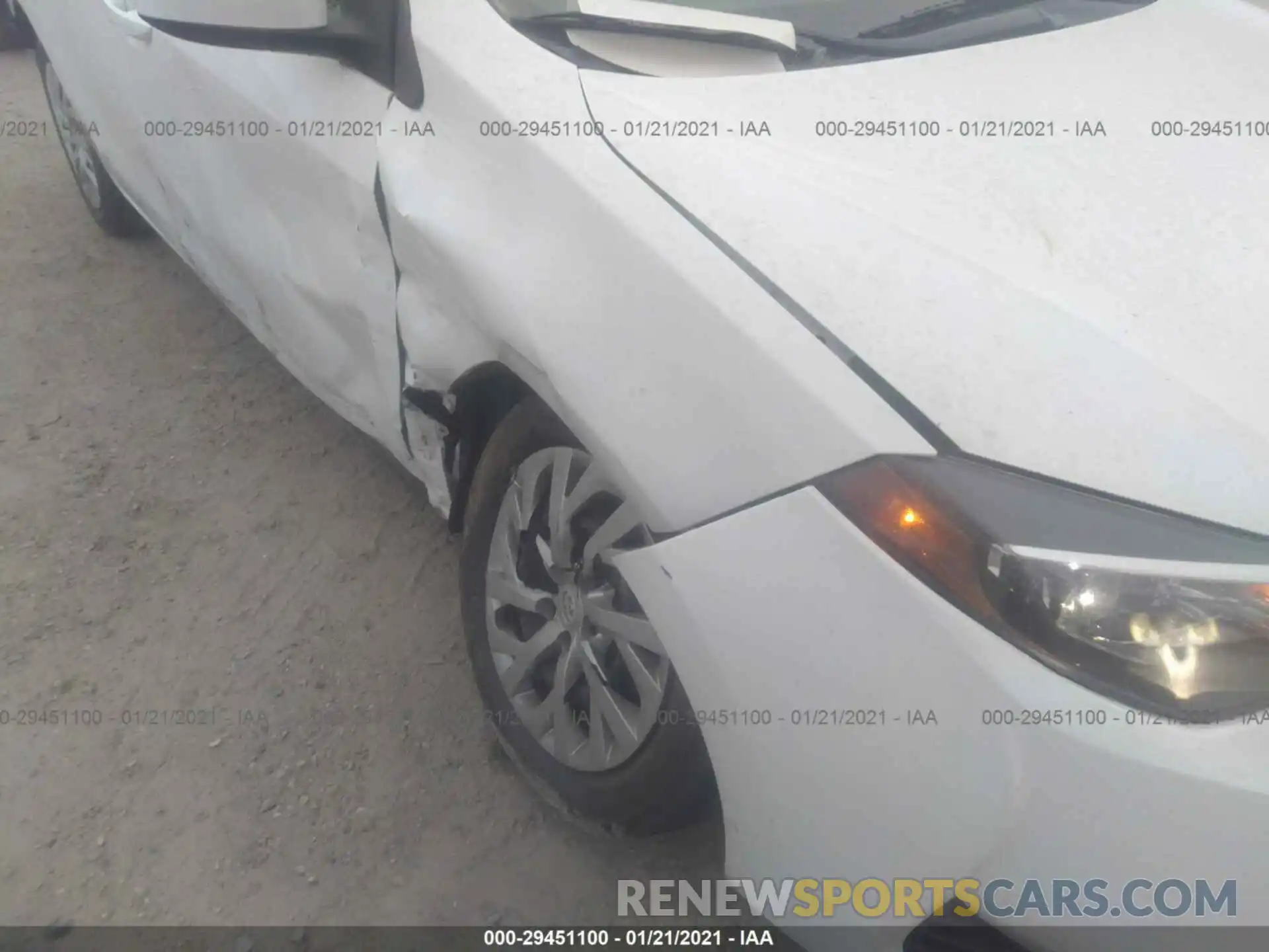 6 Photograph of a damaged car 5YFBURHE6KP922413 TOYOTA COROLLA 2019