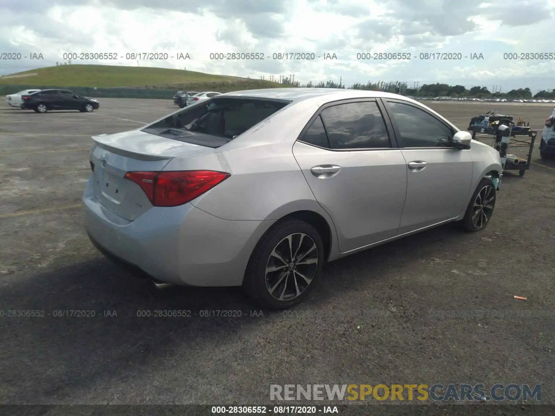 4 Photograph of a damaged car 5YFBURHE6KP922749 TOYOTA COROLLA 2019