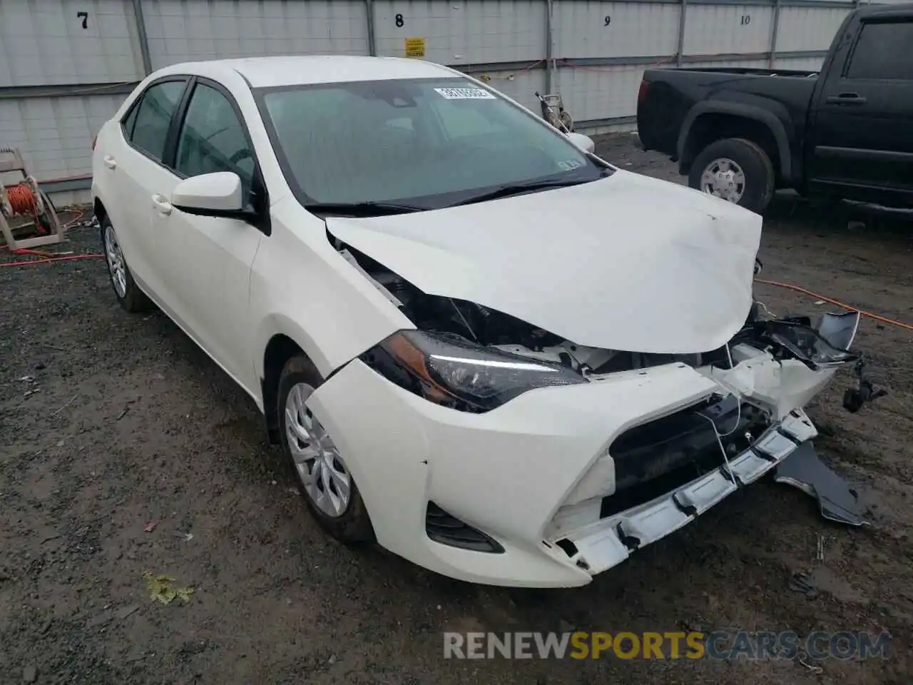 1 Photograph of a damaged car 5YFBURHE6KP923027 TOYOTA COROLLA 2019