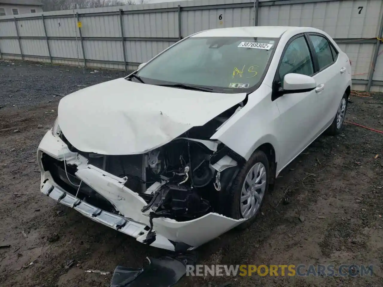 2 Photograph of a damaged car 5YFBURHE6KP923027 TOYOTA COROLLA 2019