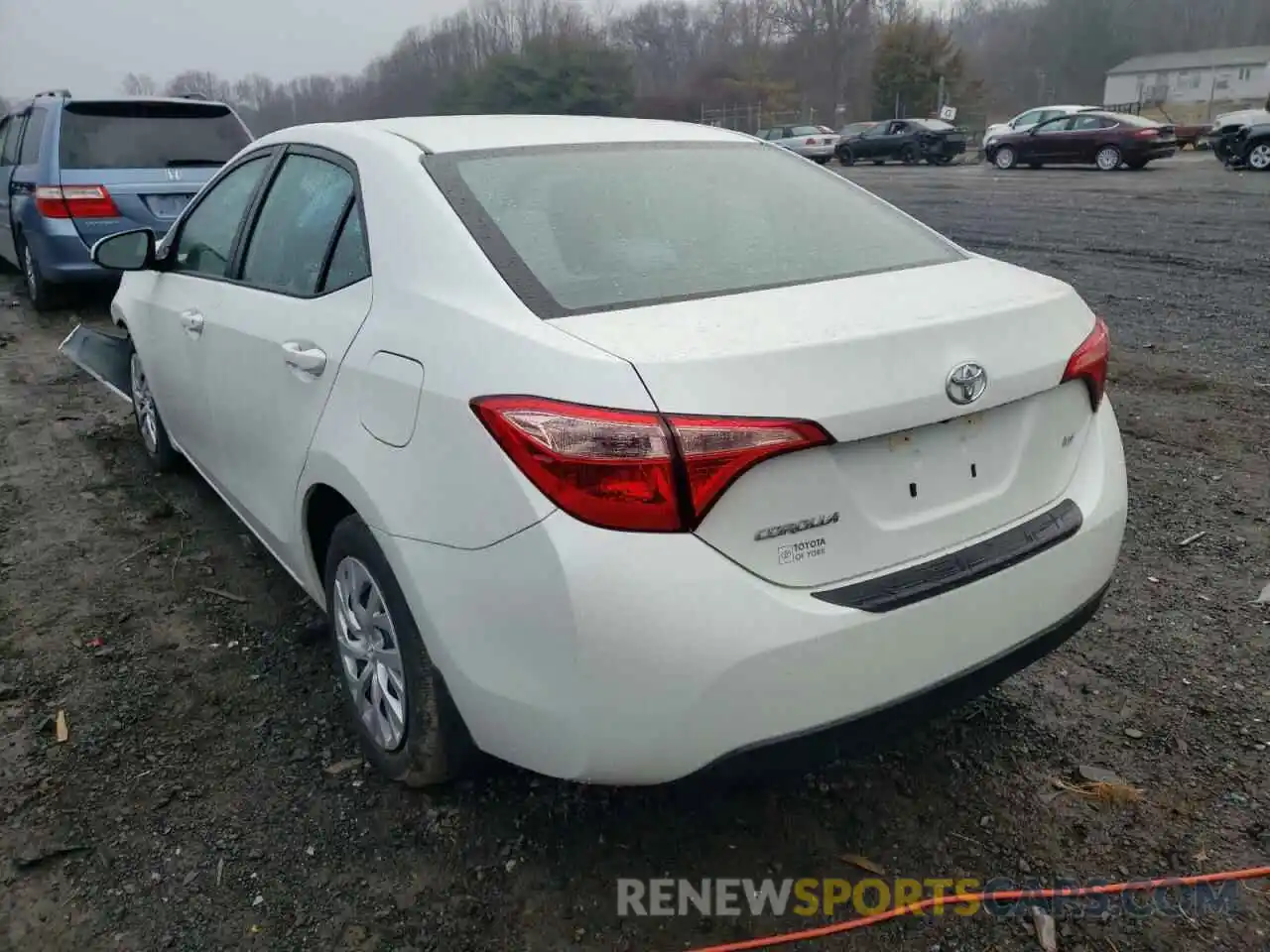 3 Photograph of a damaged car 5YFBURHE6KP923027 TOYOTA COROLLA 2019