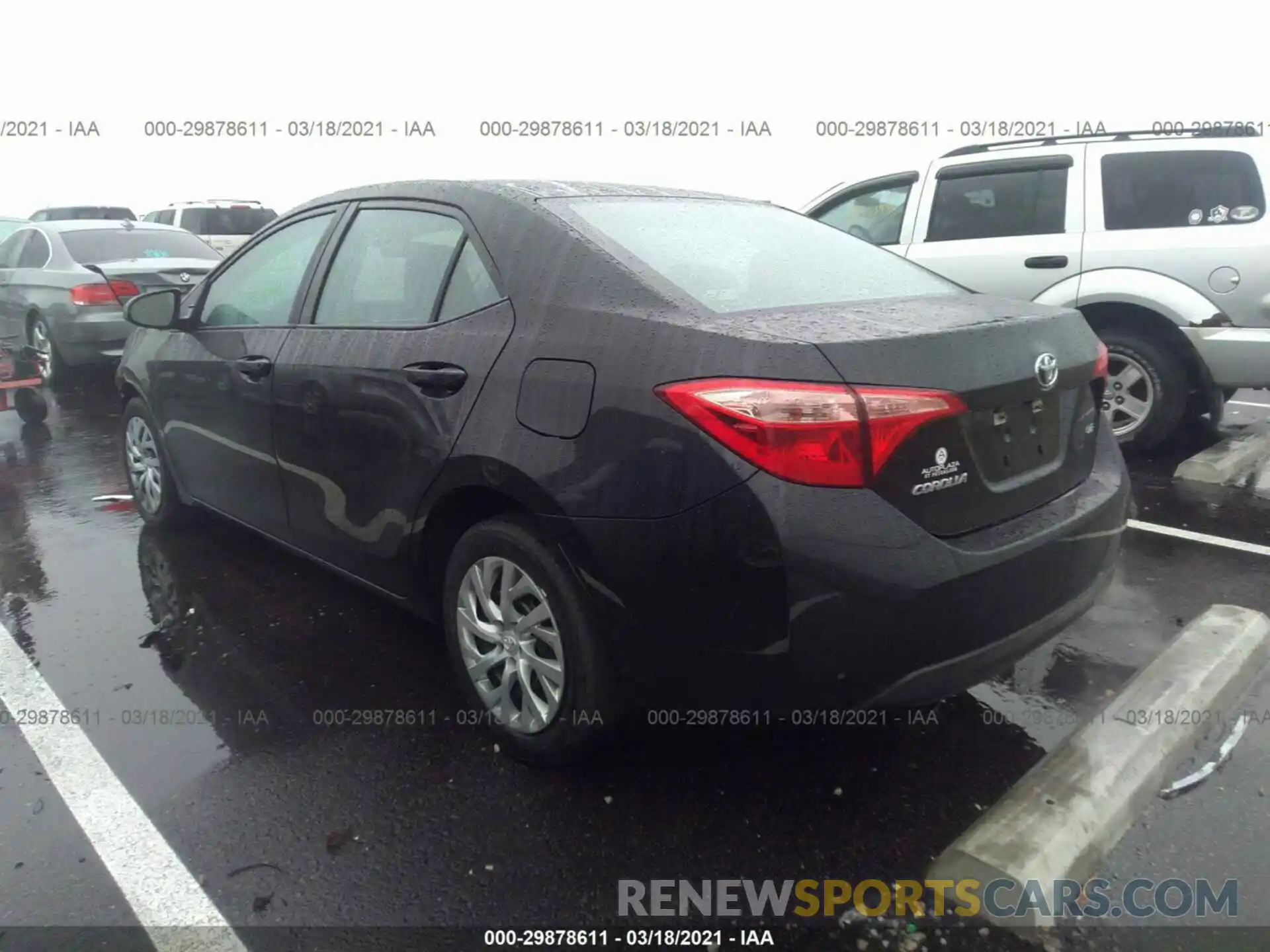 3 Photograph of a damaged car 5YFBURHE6KP923030 TOYOTA COROLLA 2019