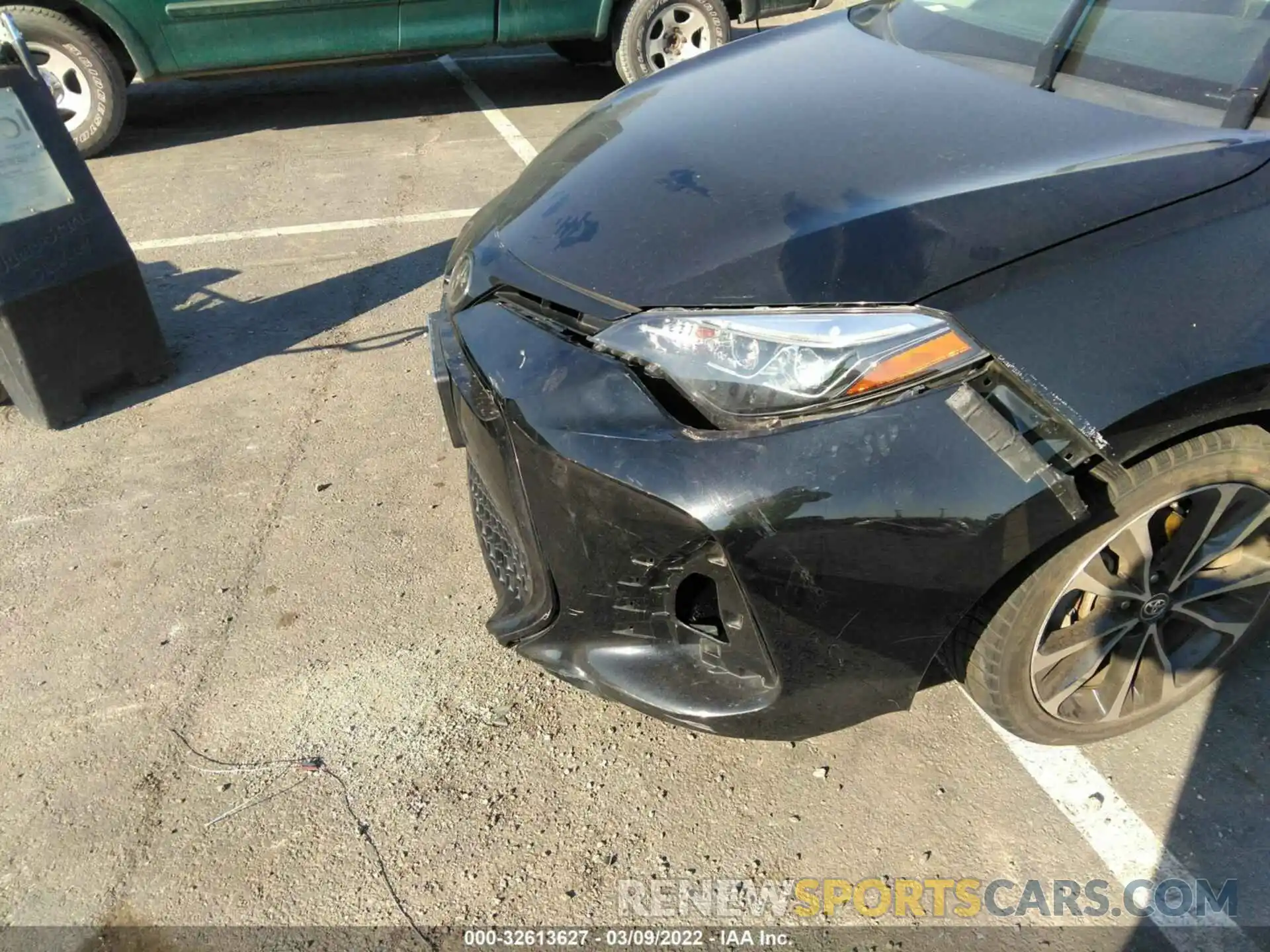 6 Photograph of a damaged car 5YFBURHE6KP923383 TOYOTA COROLLA 2019