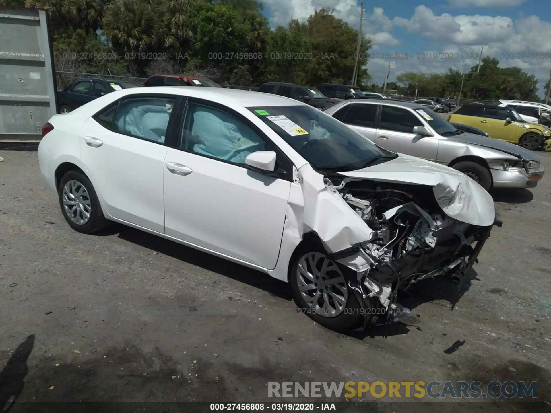 1 Photograph of a damaged car 5YFBURHE6KP923965 TOYOTA COROLLA 2019