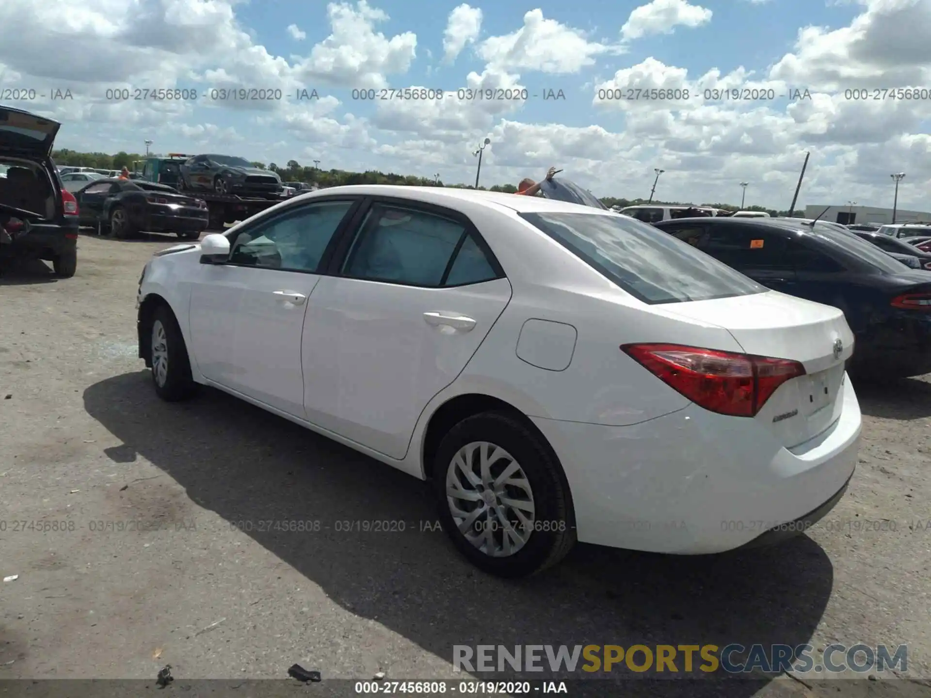 3 Photograph of a damaged car 5YFBURHE6KP923965 TOYOTA COROLLA 2019