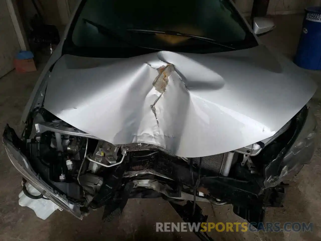 7 Photograph of a damaged car 5YFBURHE6KP923996 TOYOTA COROLLA 2019