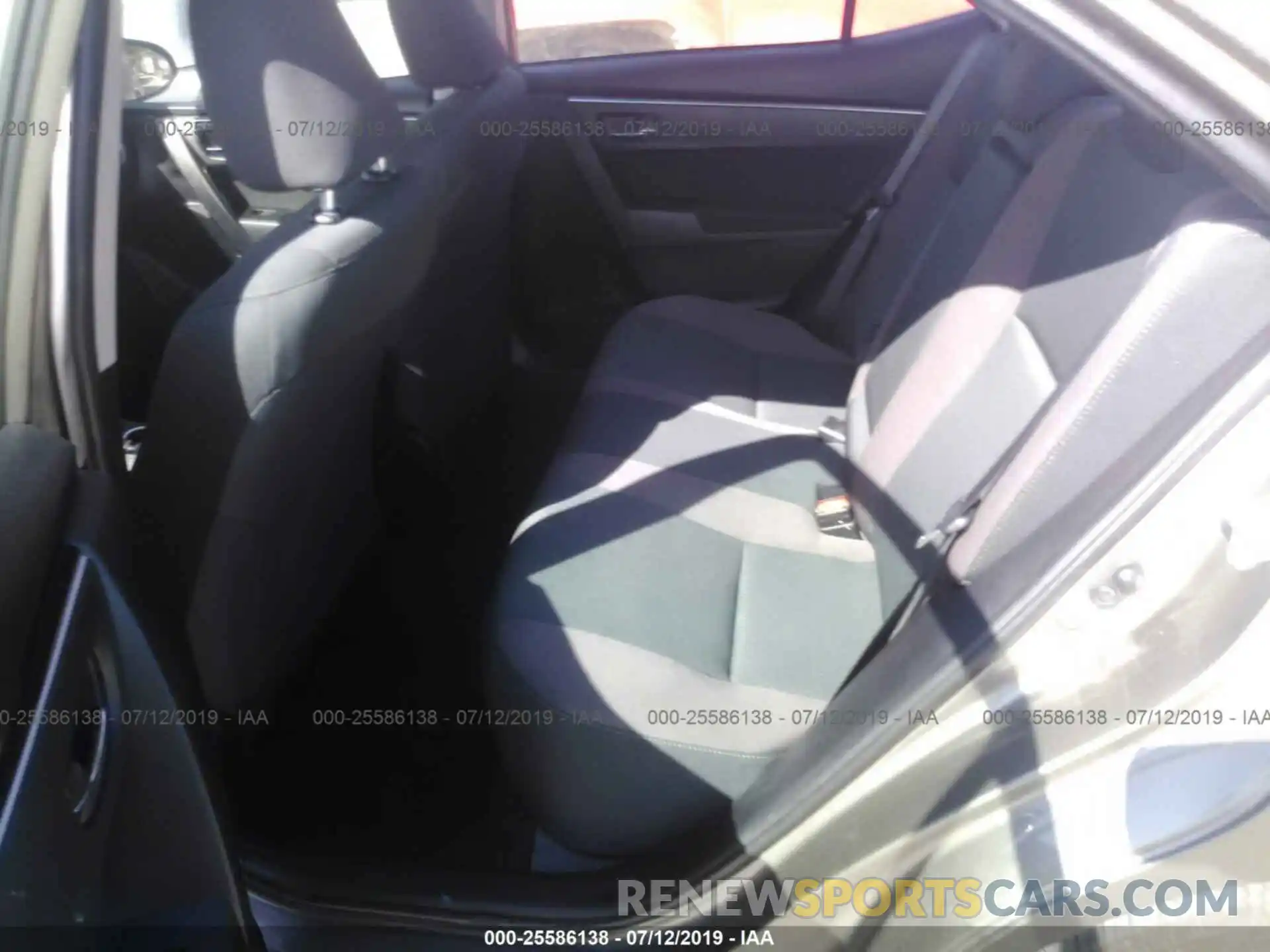 8 Photograph of a damaged car 5YFBURHE6KP924257 TOYOTA COROLLA 2019