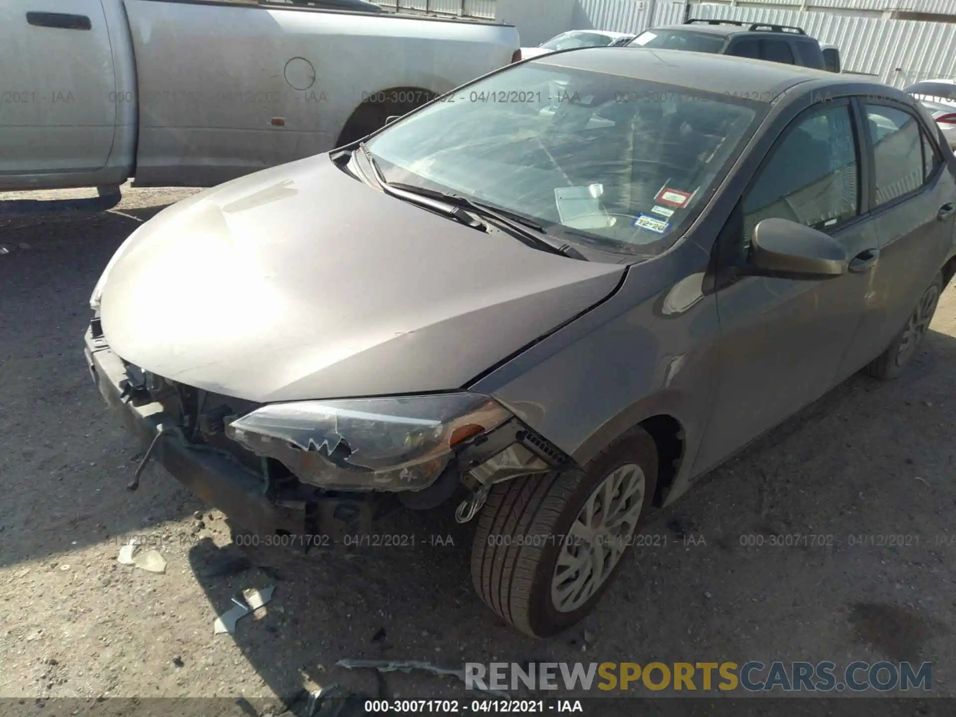 2 Photograph of a damaged car 5YFBURHE6KP924534 TOYOTA COROLLA 2019