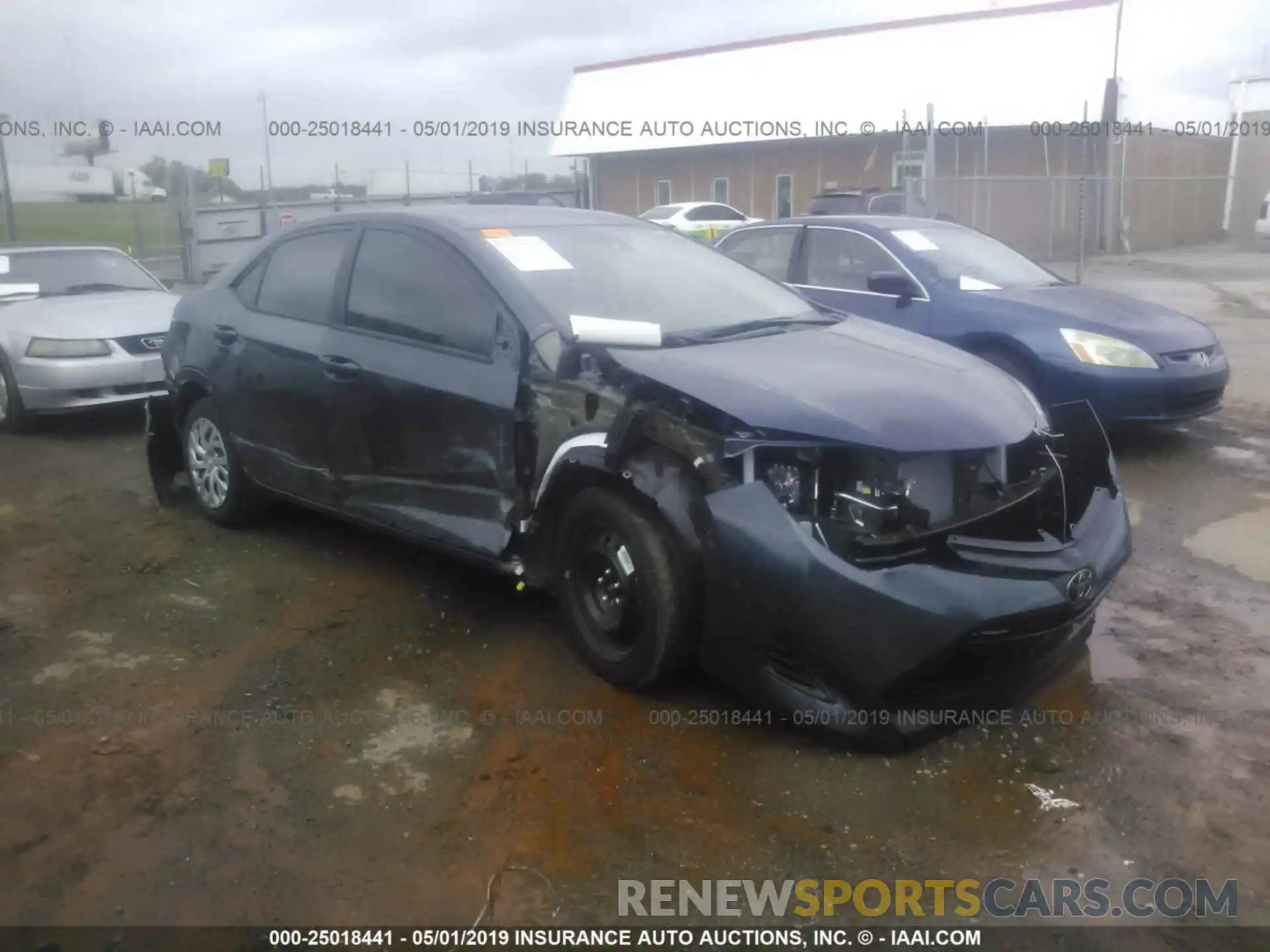 1 Photograph of a damaged car 5YFBURHE6KP925327 TOYOTA COROLLA 2019