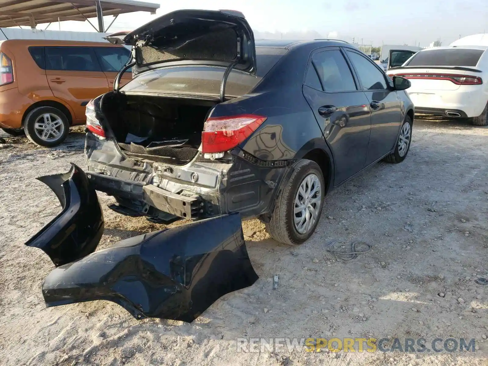 4 Photograph of a damaged car 5YFBURHE6KP926056 TOYOTA COROLLA 2019