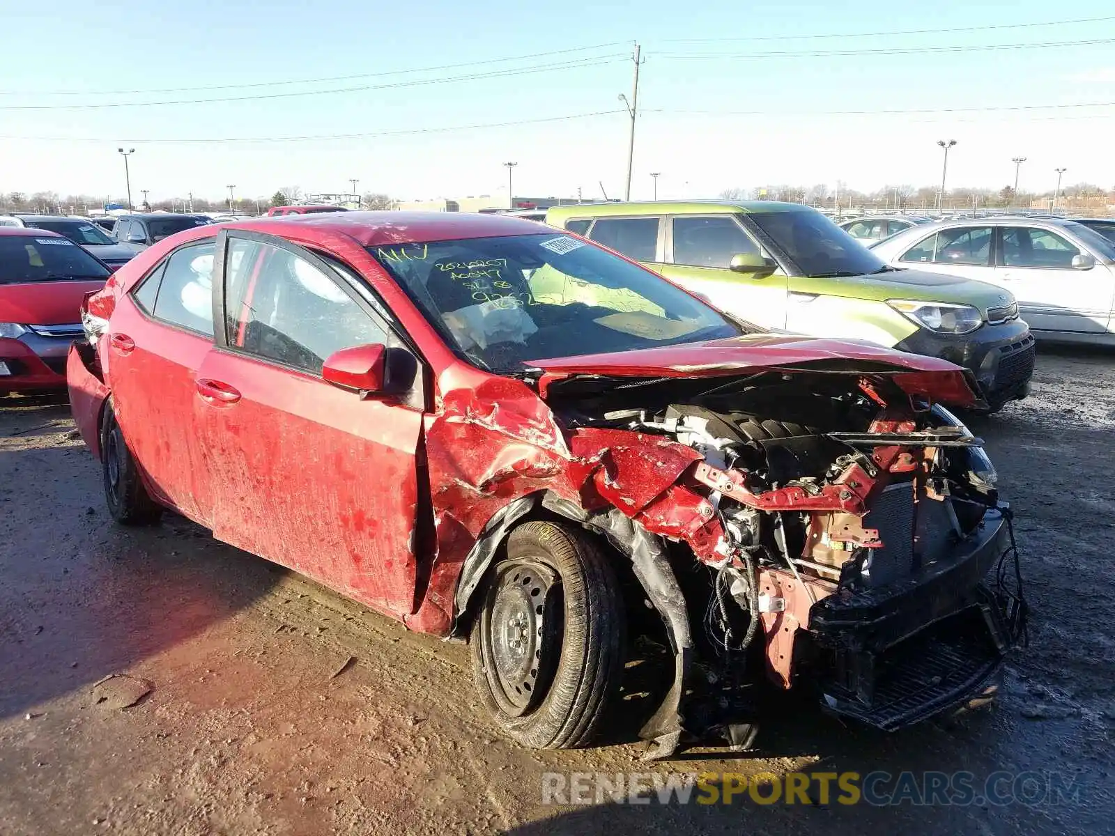 1 Photograph of a damaged car 5YFBURHE6KP926252 TOYOTA COROLLA 2019