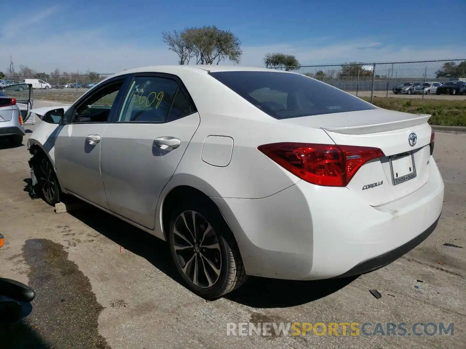 3 Photograph of a damaged car 5YFBURHE6KP926610 TOYOTA COROLLA 2019