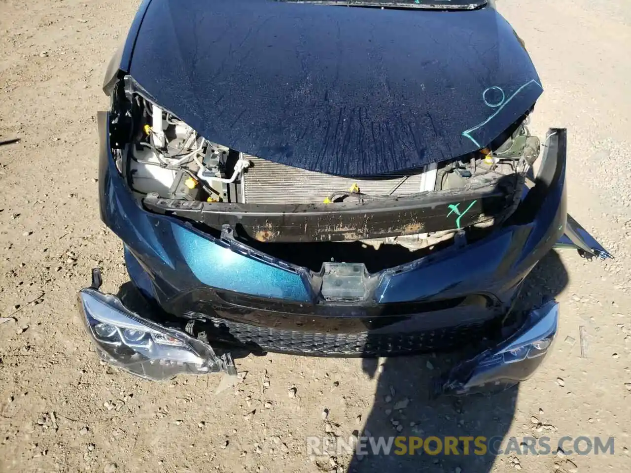 9 Photograph of a damaged car 5YFBURHE6KP926655 TOYOTA COROLLA 2019