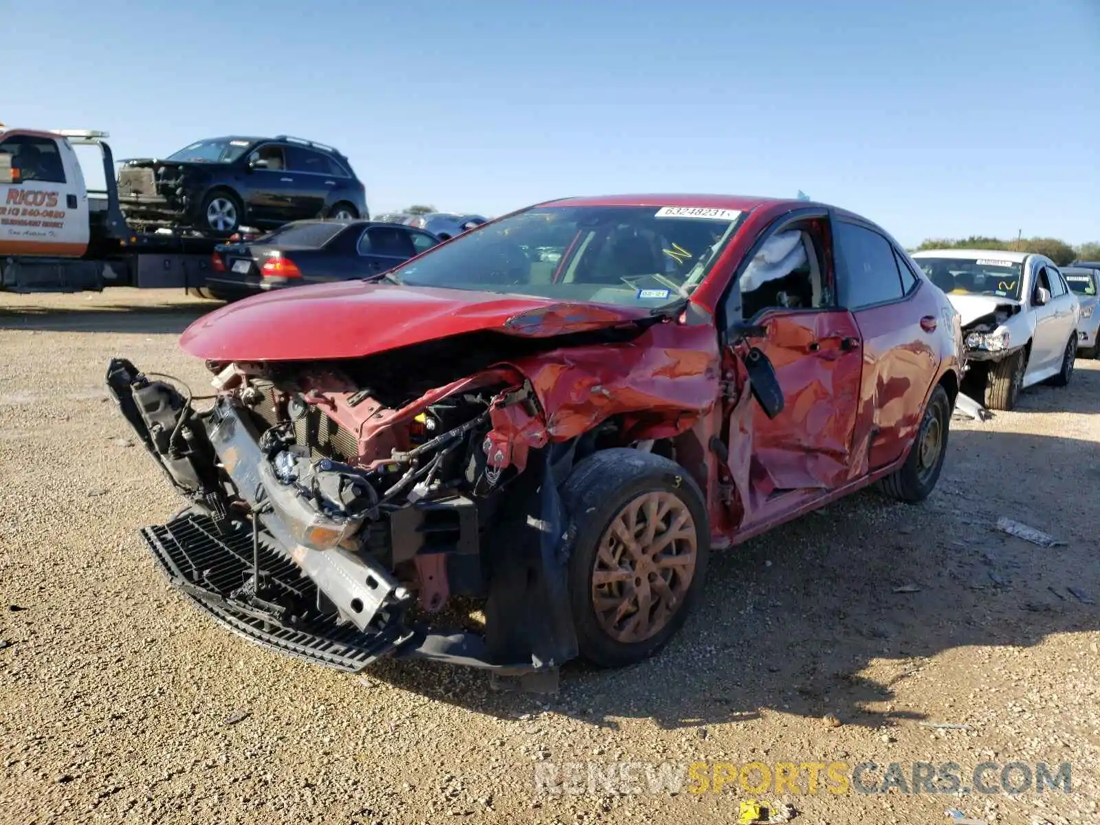 2 Photograph of a damaged car 5YFBURHE6KP926915 TOYOTA COROLLA 2019