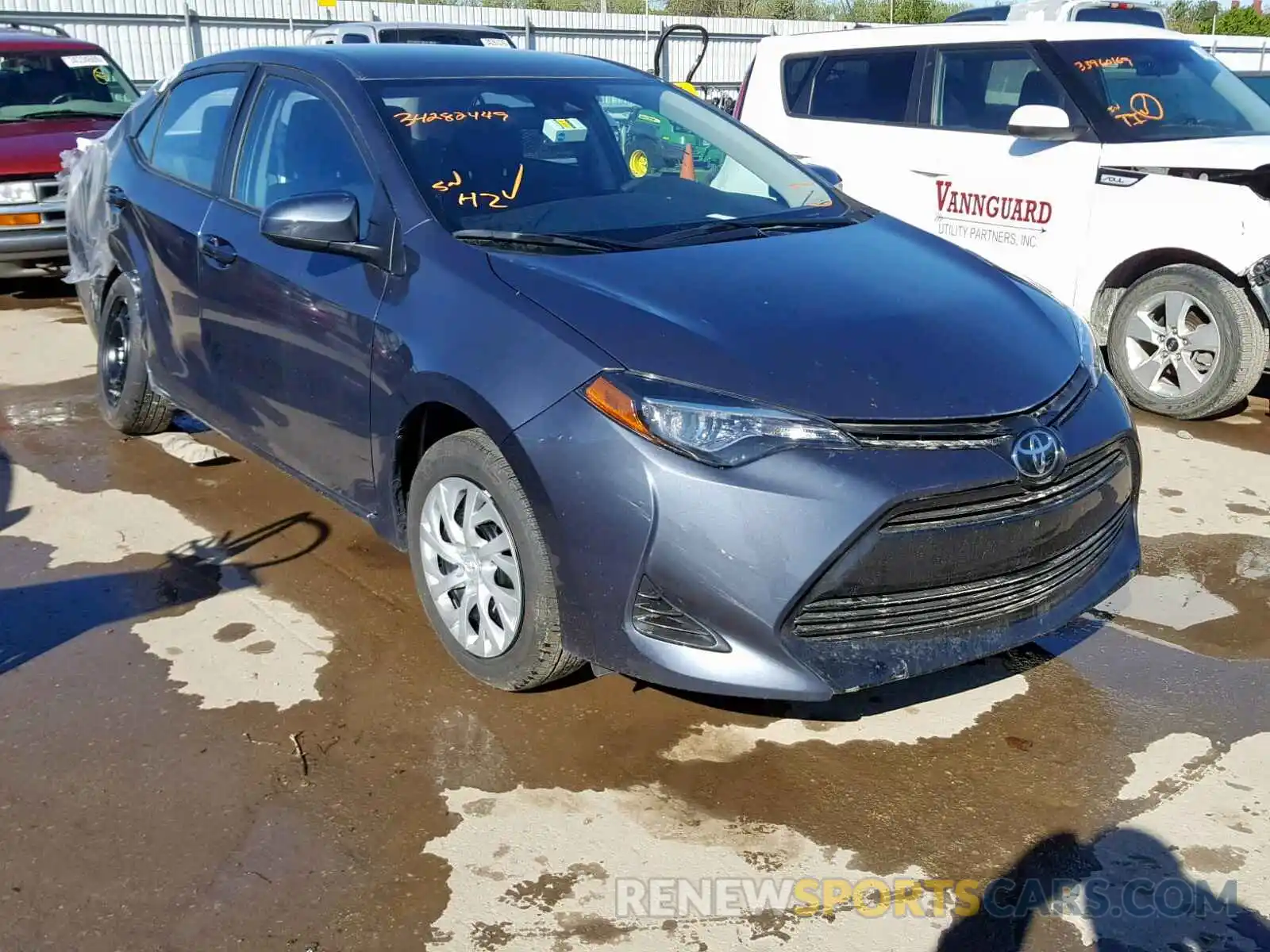 1 Photograph of a damaged car 5YFBURHE6KP927076 TOYOTA COROLLA 2019