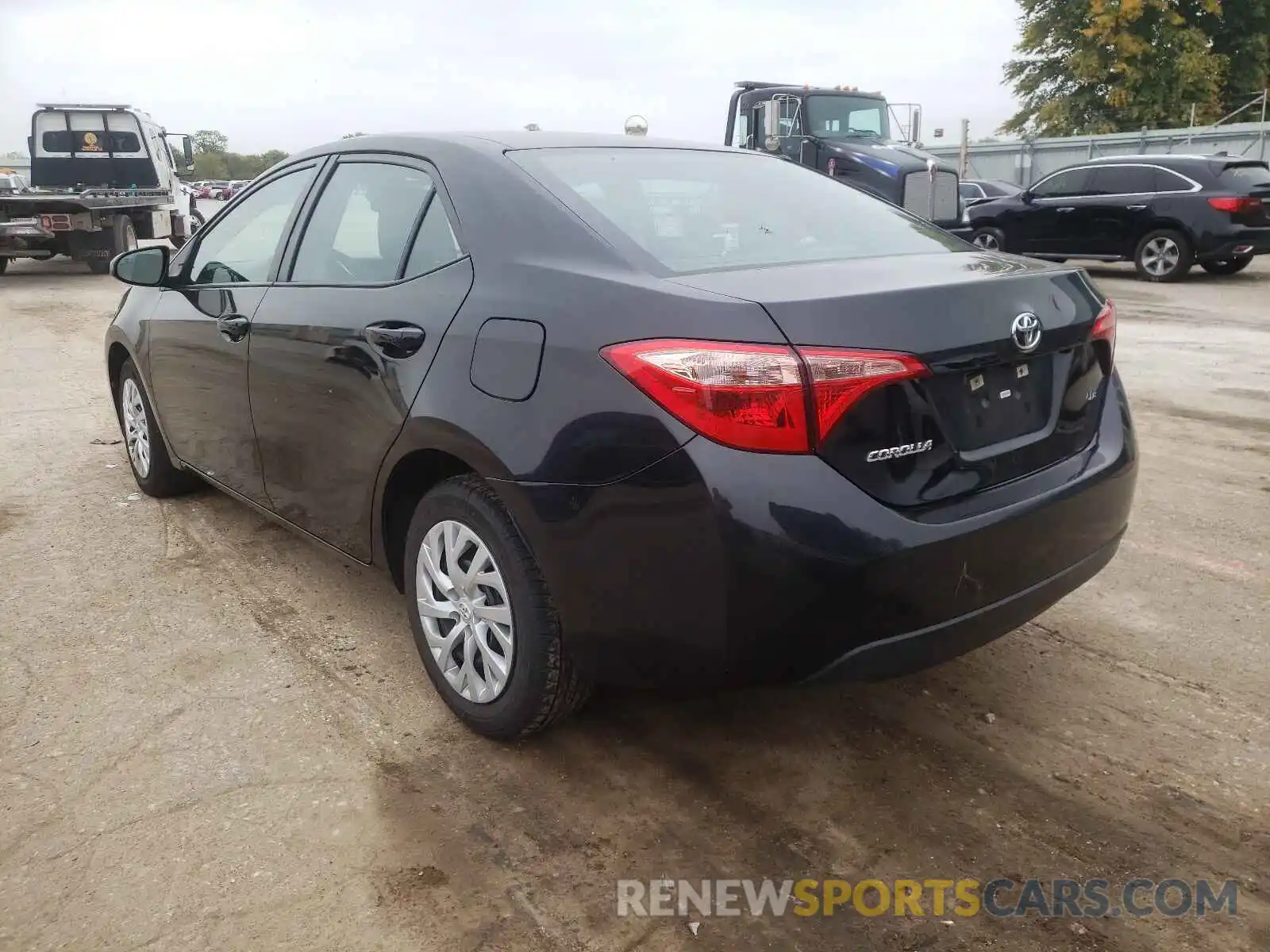 3 Photograph of a damaged car 5YFBURHE6KP927479 TOYOTA COROLLA 2019