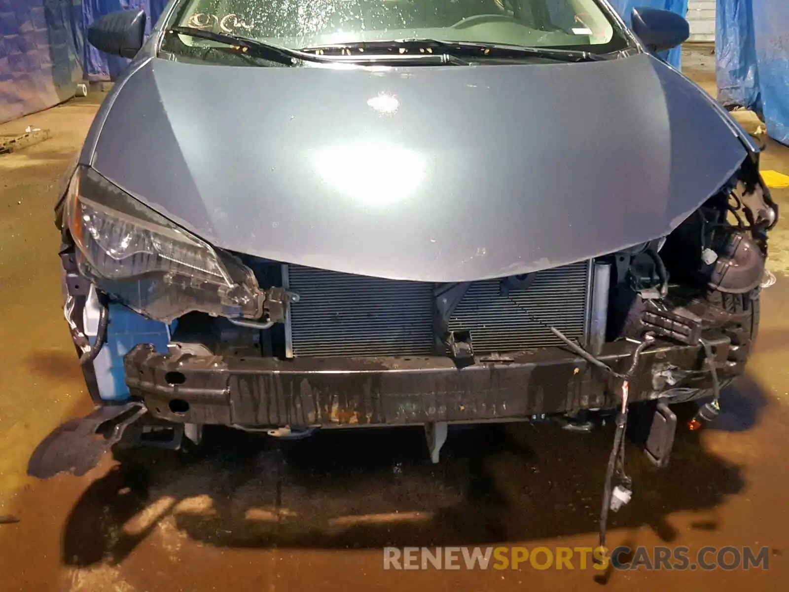 9 Photograph of a damaged car 5YFBURHE6KP927482 TOYOTA COROLLA 2019