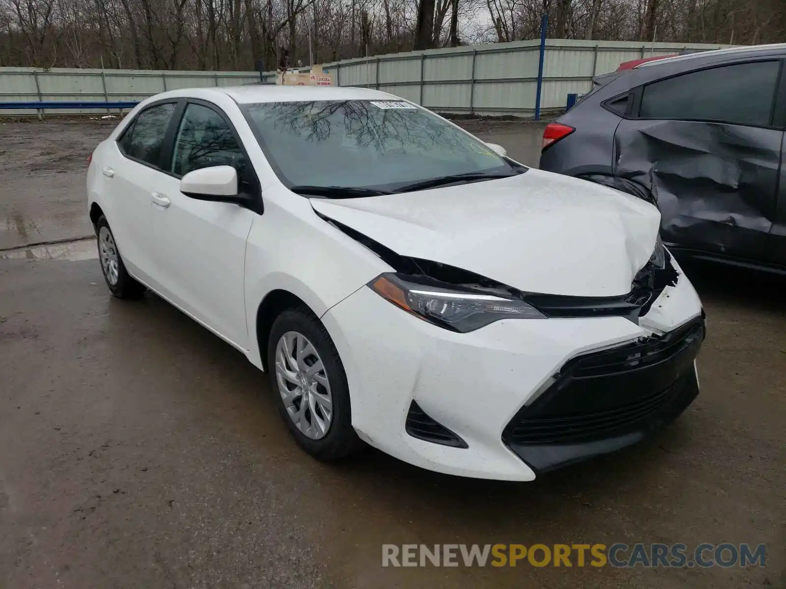 1 Photograph of a damaged car 5YFBURHE6KP927496 TOYOTA COROLLA 2019