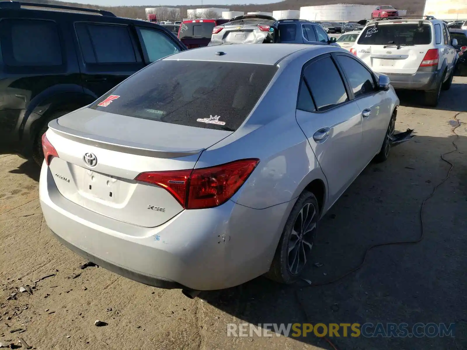 4 Photograph of a damaged car 5YFBURHE6KP927935 TOYOTA COROLLA 2019