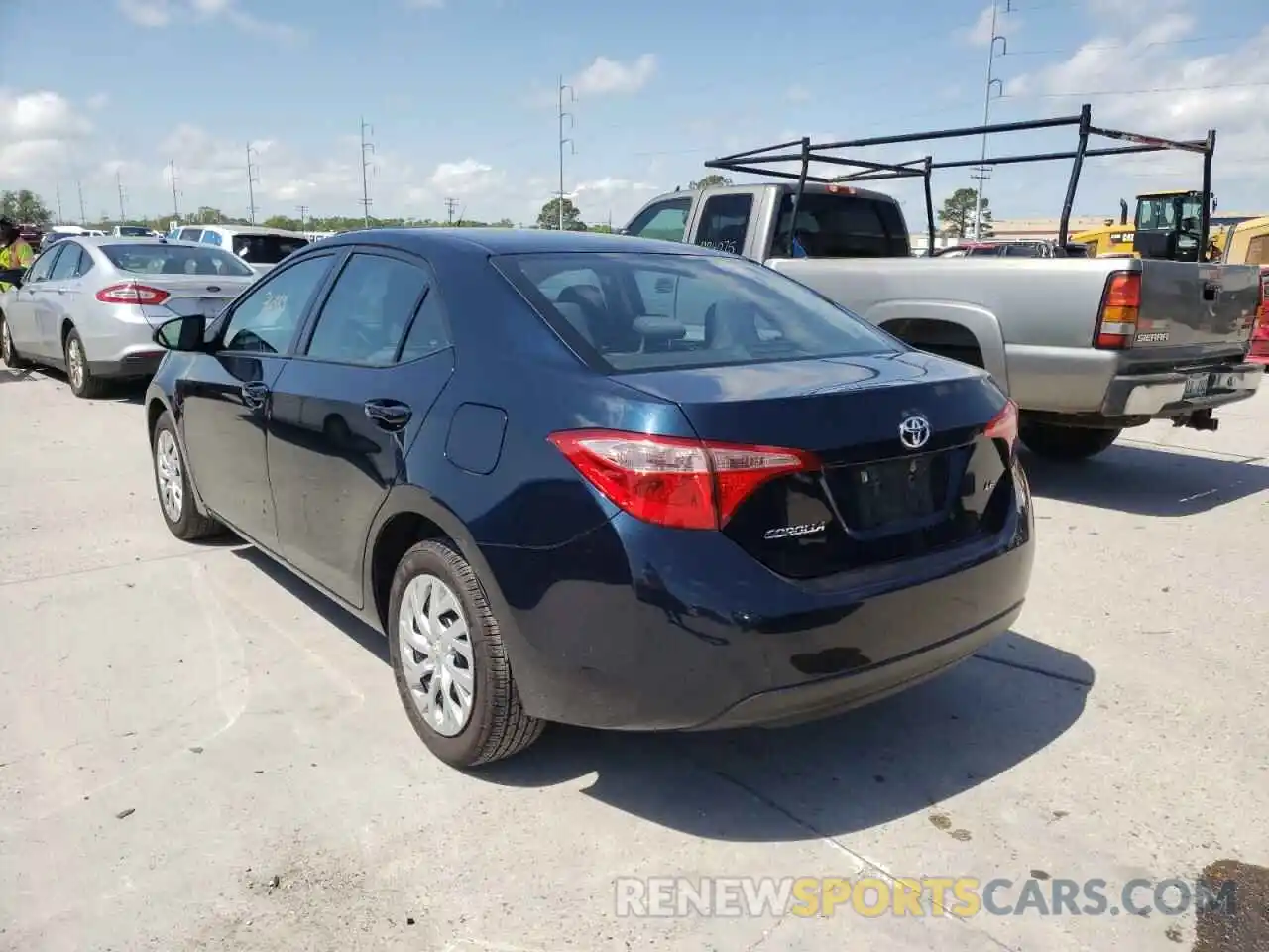 3 Photograph of a damaged car 5YFBURHE6KP927997 TOYOTA COROLLA 2019