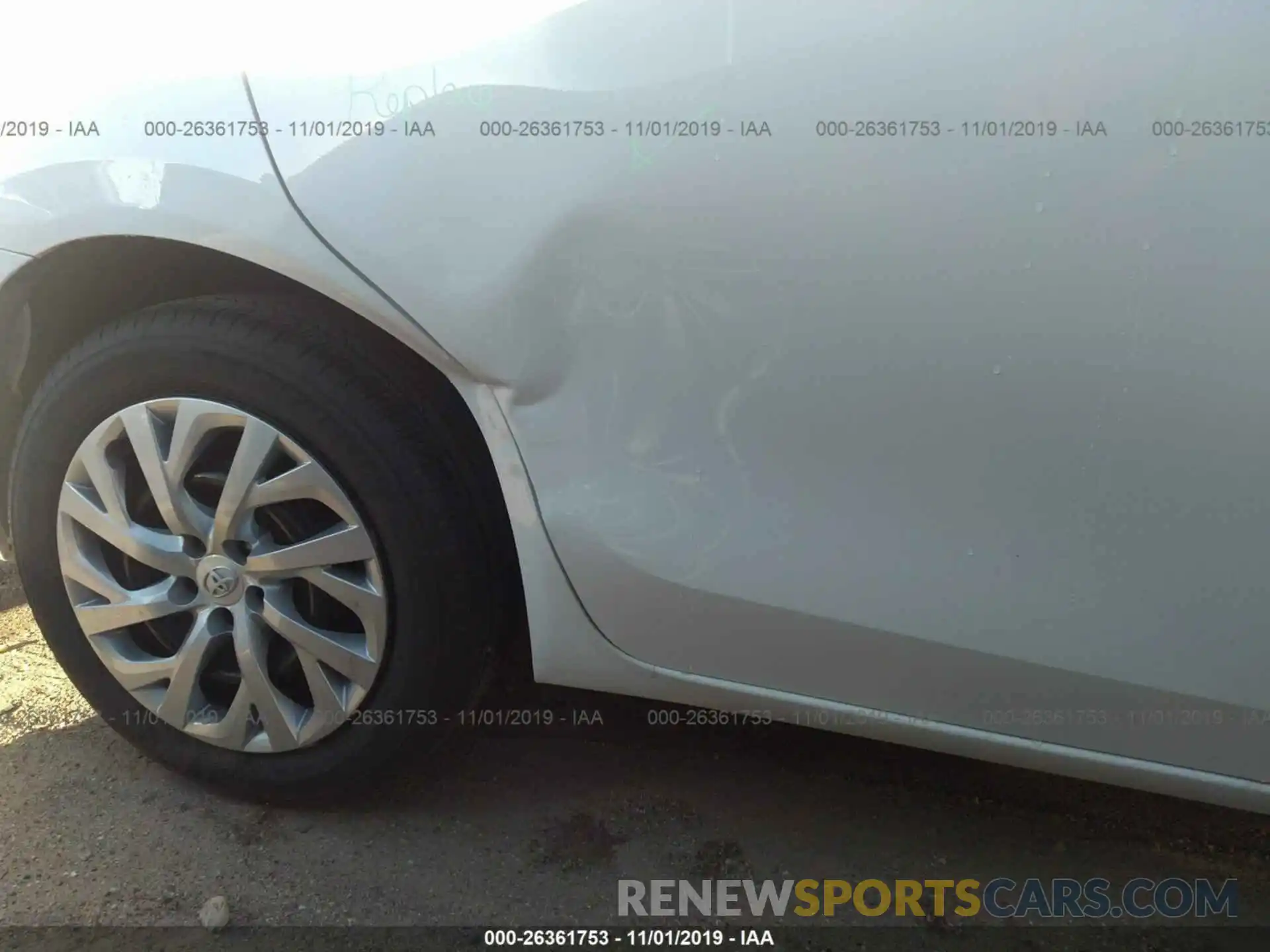 6 Photograph of a damaged car 5YFBURHE6KP928440 TOYOTA COROLLA 2019