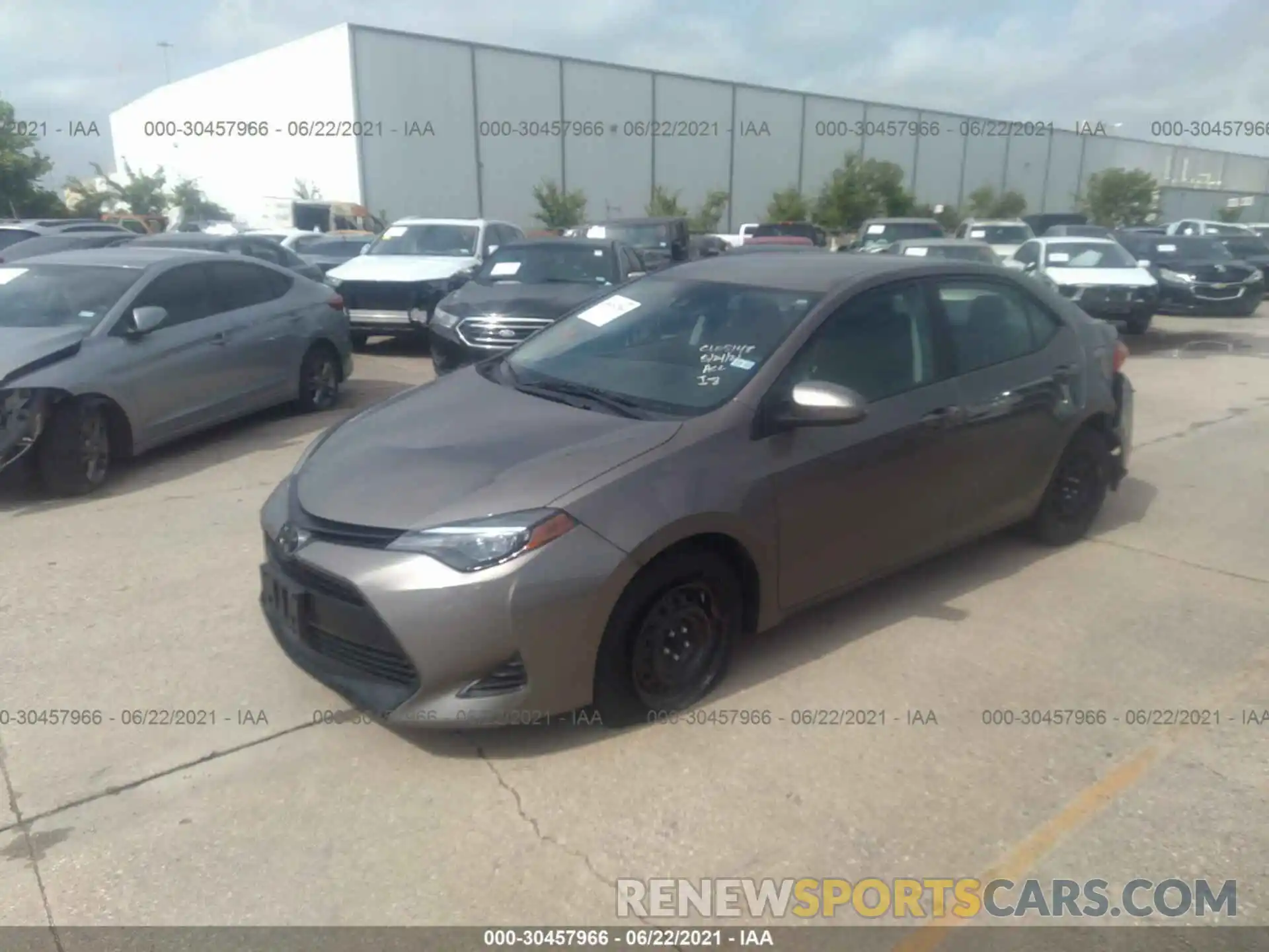 2 Photograph of a damaged car 5YFBURHE6KP929037 TOYOTA COROLLA 2019