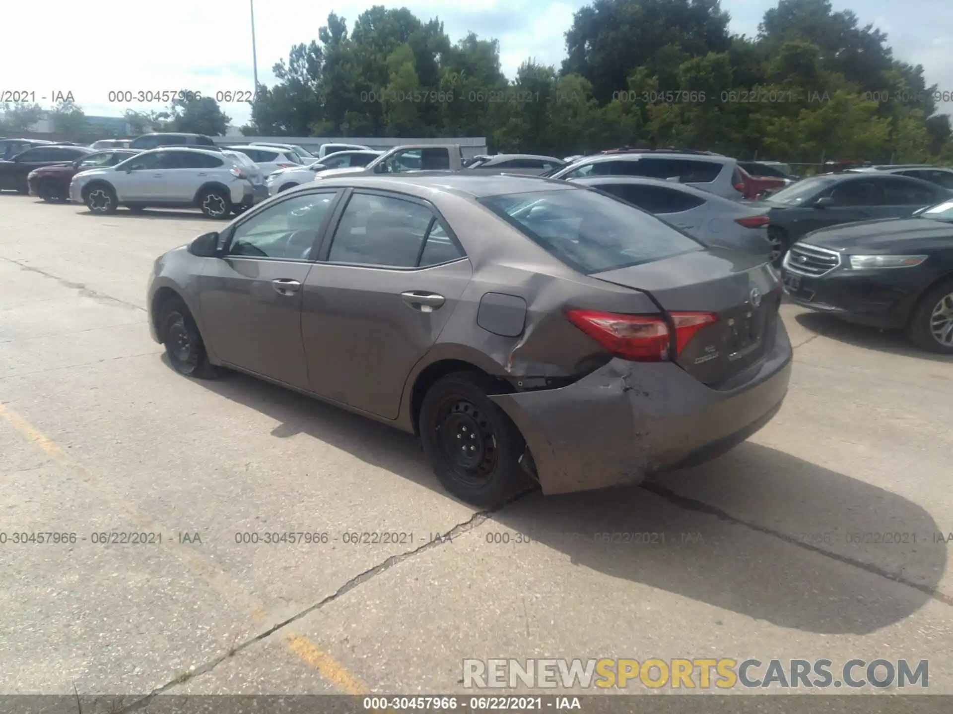 6 Photograph of a damaged car 5YFBURHE6KP929037 TOYOTA COROLLA 2019