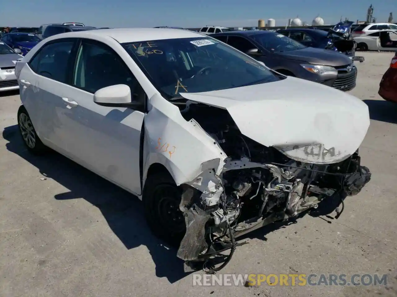 1 Photograph of a damaged car 5YFBURHE6KP929328 TOYOTA COROLLA 2019