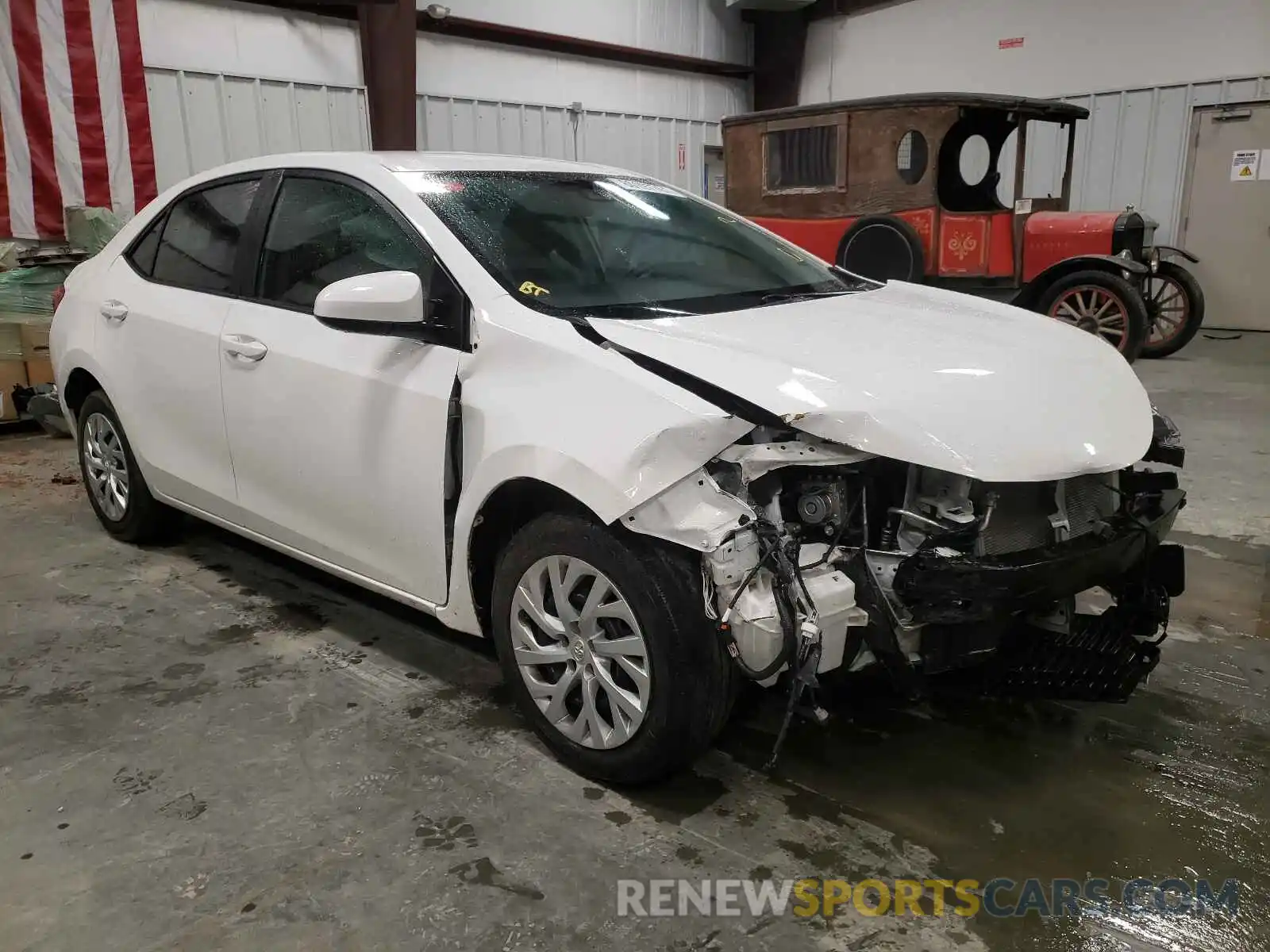 1 Photograph of a damaged car 5YFBURHE6KP929989 TOYOTA COROLLA 2019