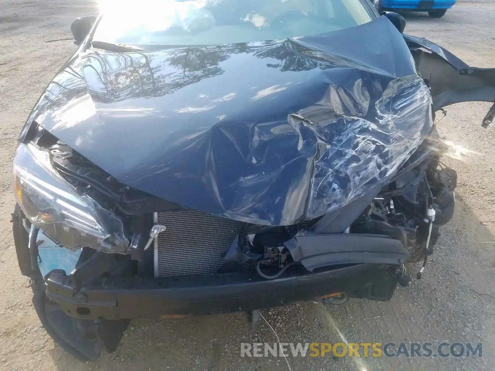 9 Photograph of a damaged car 5YFBURHE6KP930091 TOYOTA COROLLA 2019