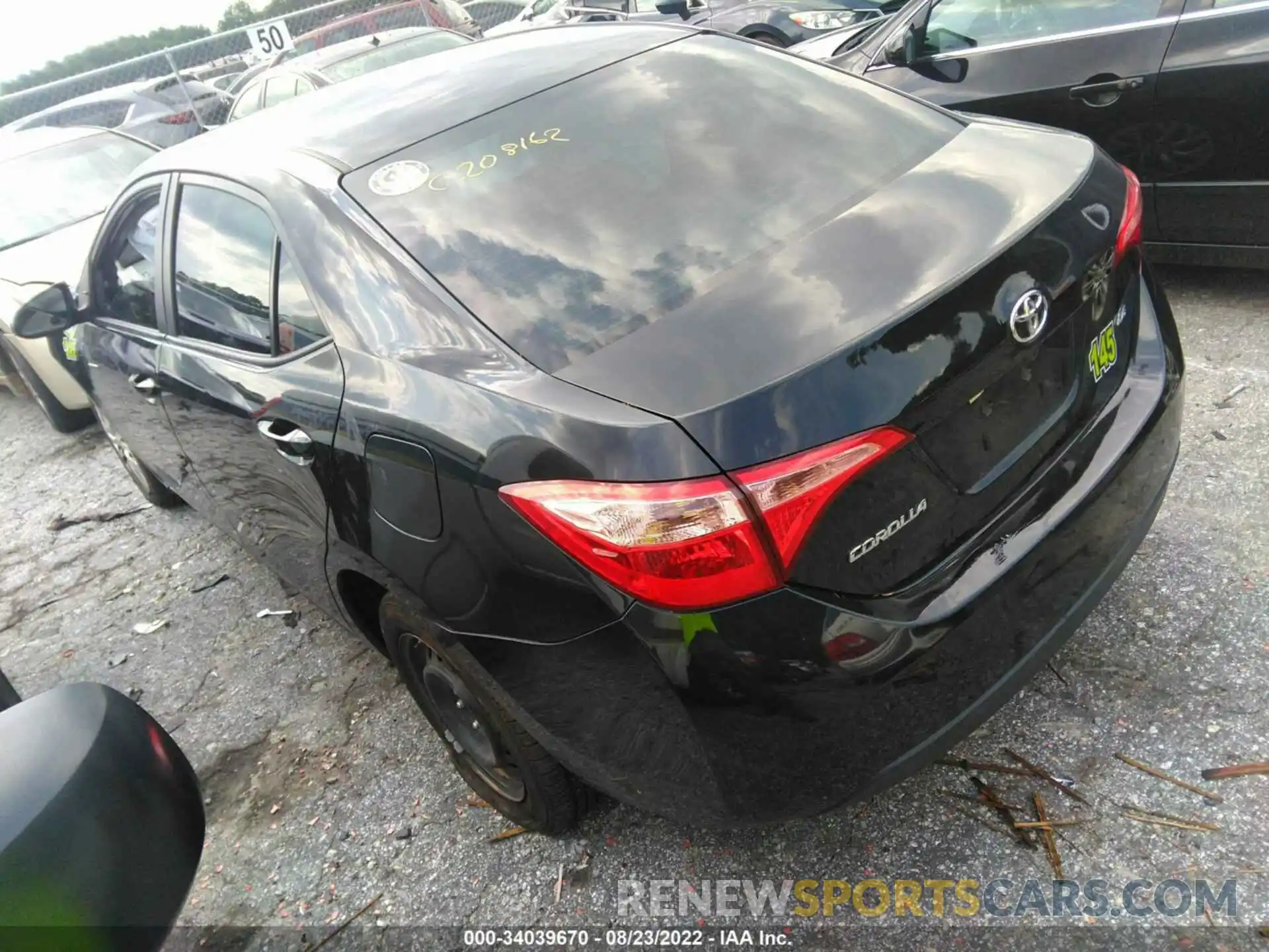 3 Photograph of a damaged car 5YFBURHE6KP930477 TOYOTA COROLLA 2019