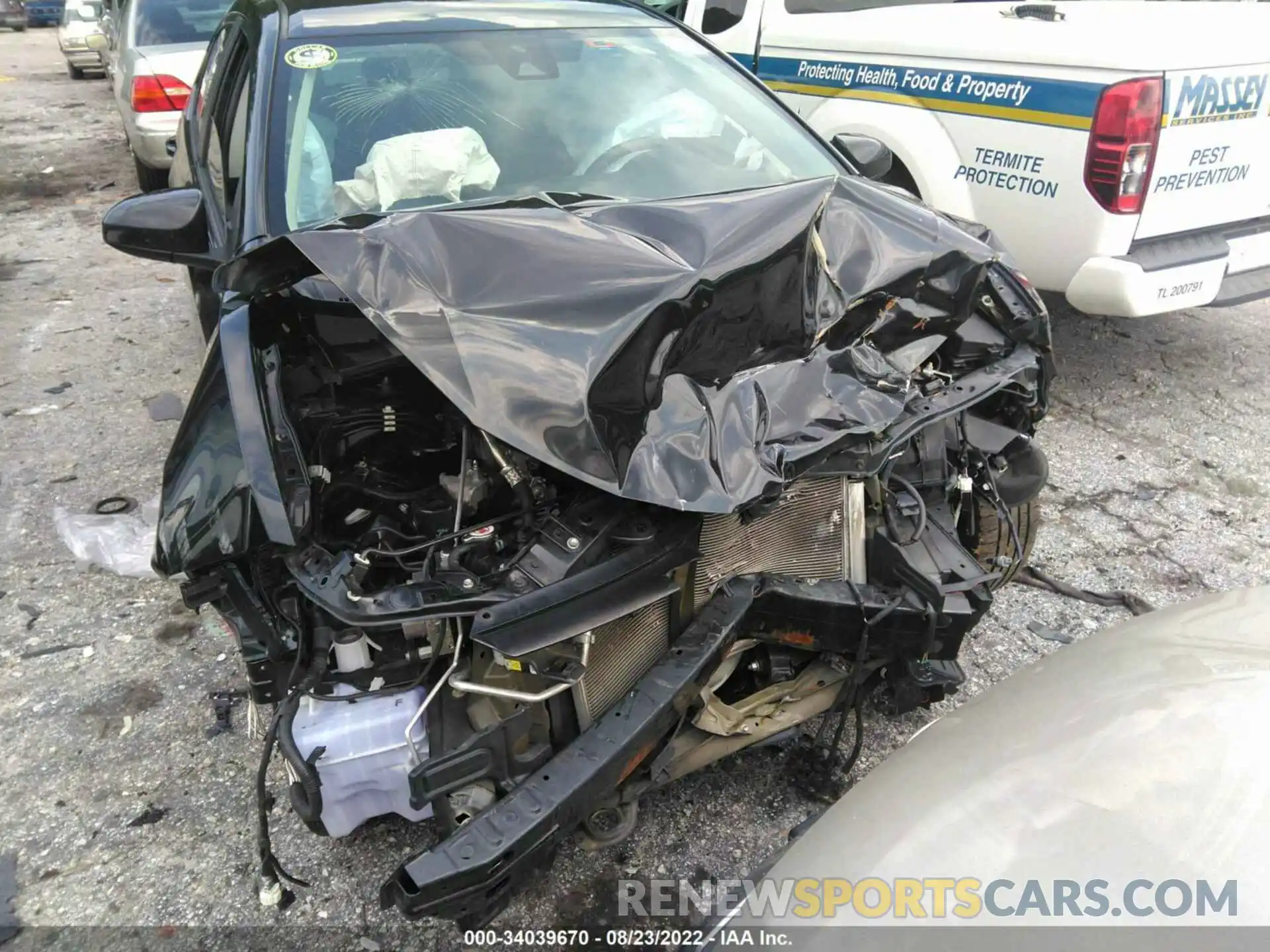 6 Photograph of a damaged car 5YFBURHE6KP930477 TOYOTA COROLLA 2019