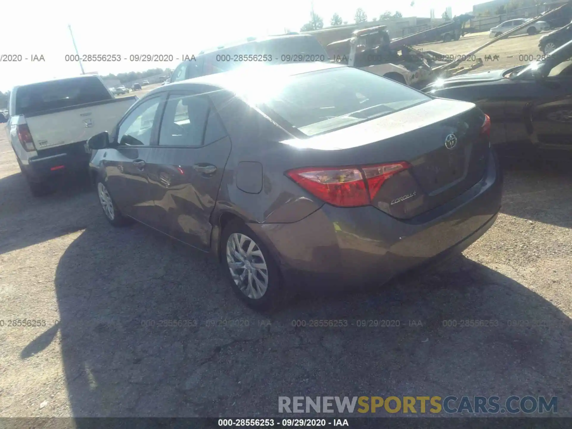 3 Photograph of a damaged car 5YFBURHE6KP930866 TOYOTA COROLLA 2019