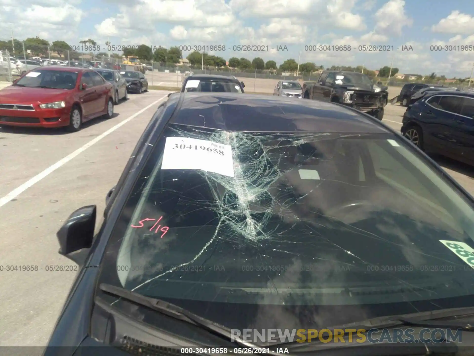 6 Photograph of a damaged car 5YFBURHE6KP931600 TOYOTA COROLLA 2019