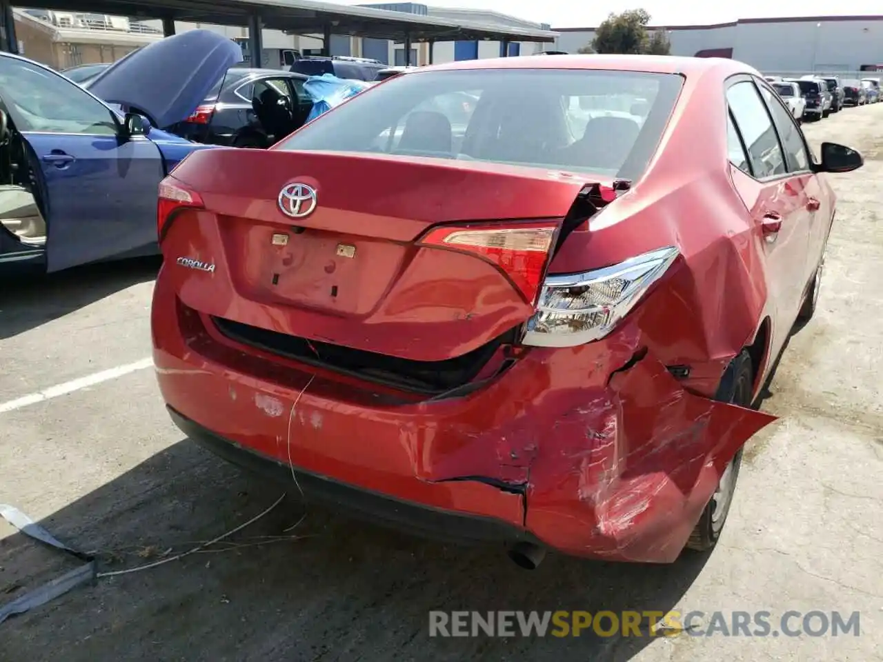 9 Photograph of a damaged car 5YFBURHE6KP931936 TOYOTA COROLLA 2019