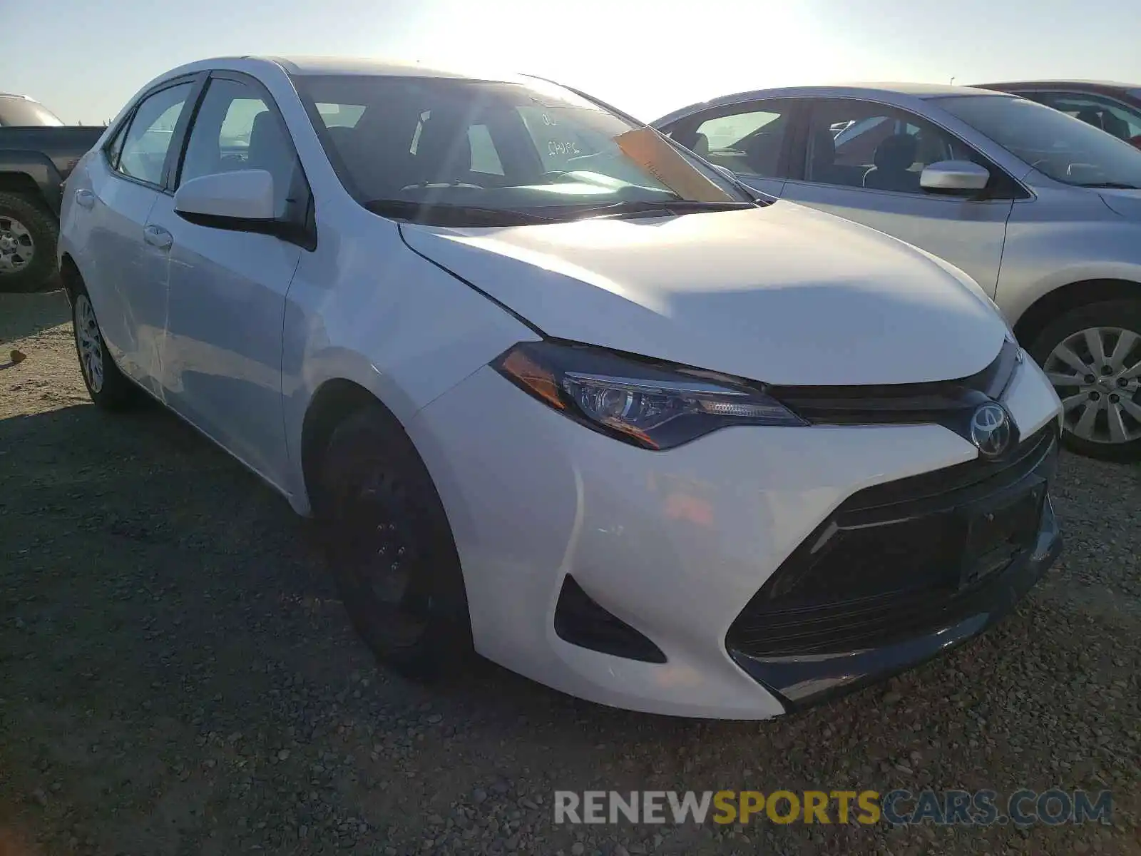 1 Photograph of a damaged car 5YFBURHE6KP932147 TOYOTA COROLLA 2019