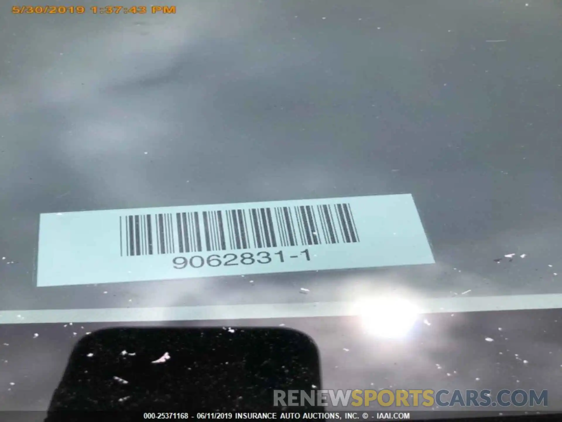 11 Photograph of a damaged car 5YFBURHE6KP932214 TOYOTA COROLLA 2019