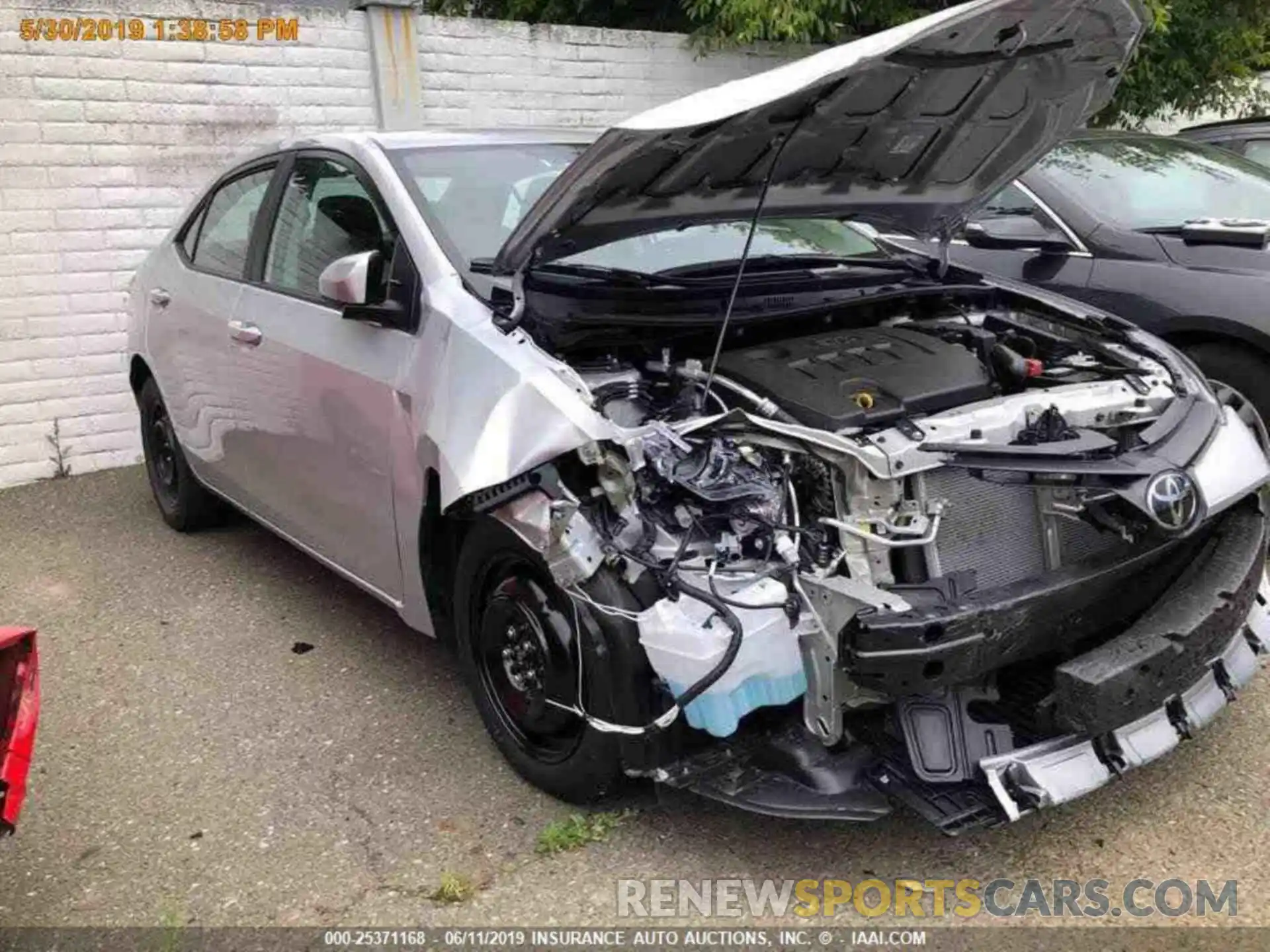 13 Photograph of a damaged car 5YFBURHE6KP932214 TOYOTA COROLLA 2019