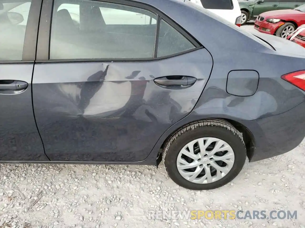 9 Photograph of a damaged car 5YFBURHE6KP933010 TOYOTA COROLLA 2019