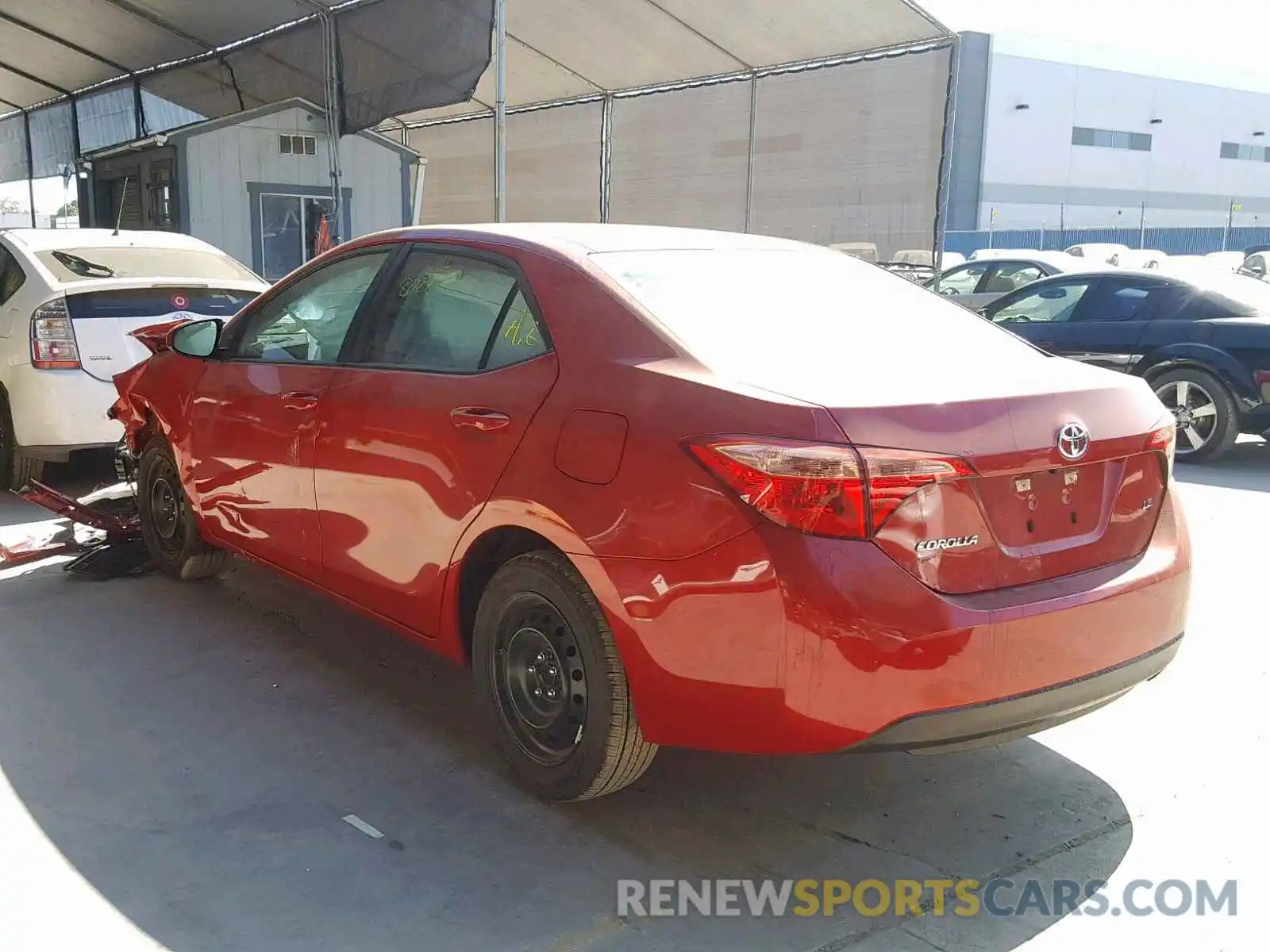 3 Photograph of a damaged car 5YFBURHE6KP933105 TOYOTA COROLLA 2019