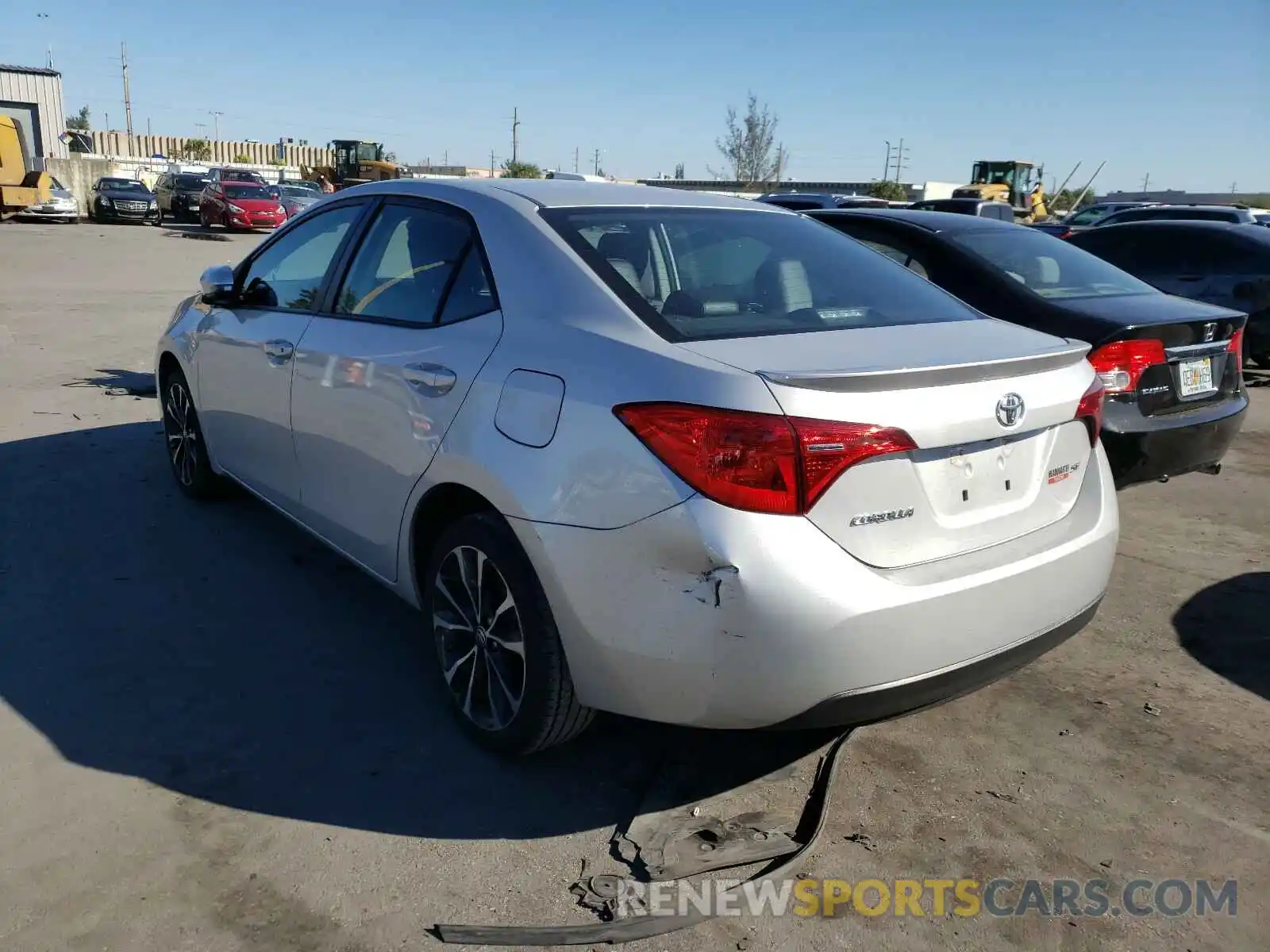 3 Photograph of a damaged car 5YFBURHE6KP933315 TOYOTA COROLLA 2019