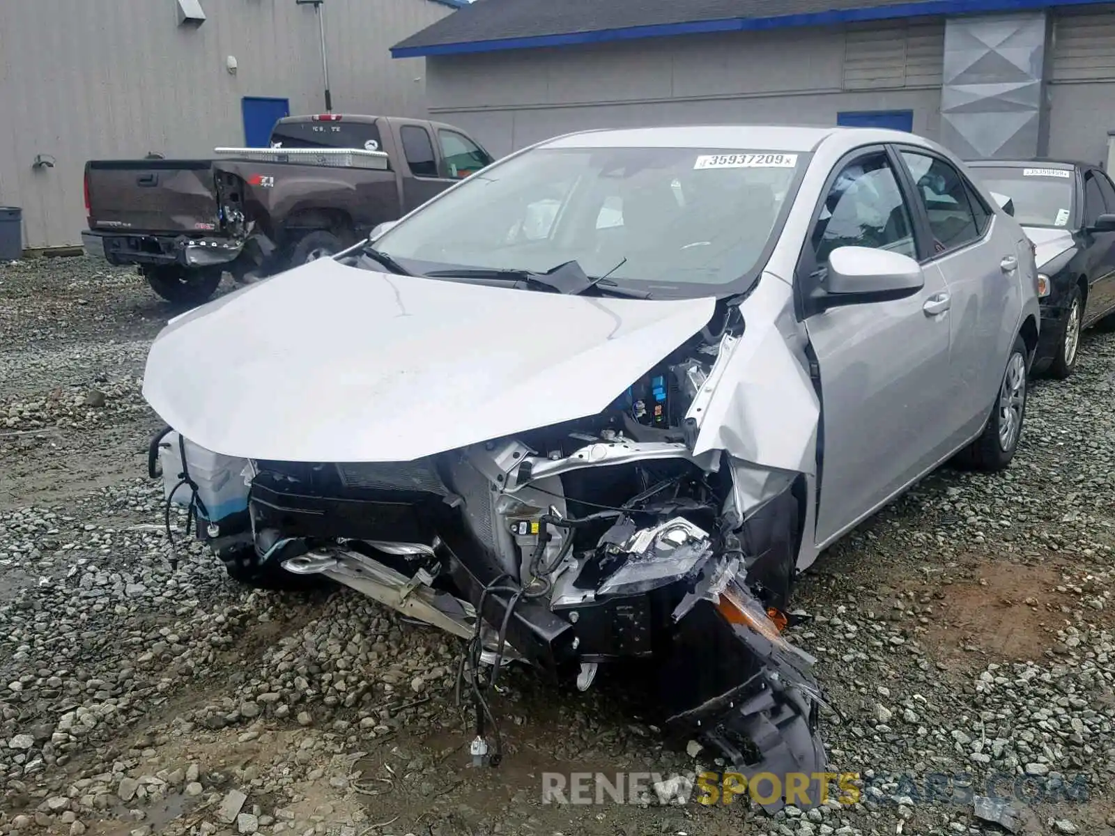 2 Photograph of a damaged car 5YFBURHE6KP933587 TOYOTA COROLLA 2019