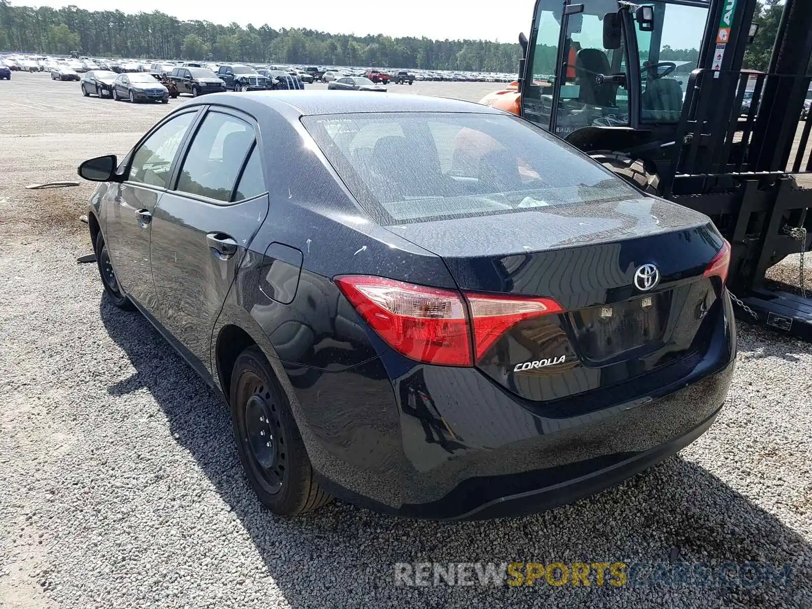 3 Photograph of a damaged car 5YFBURHE6KP934027 TOYOTA COROLLA 2019