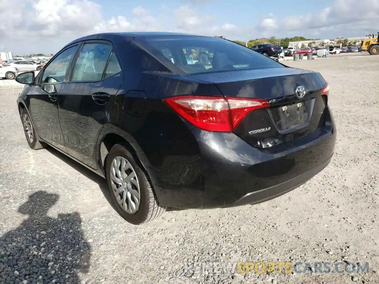 3 Photograph of a damaged car 5YFBURHE6KP934531 TOYOTA COROLLA 2019