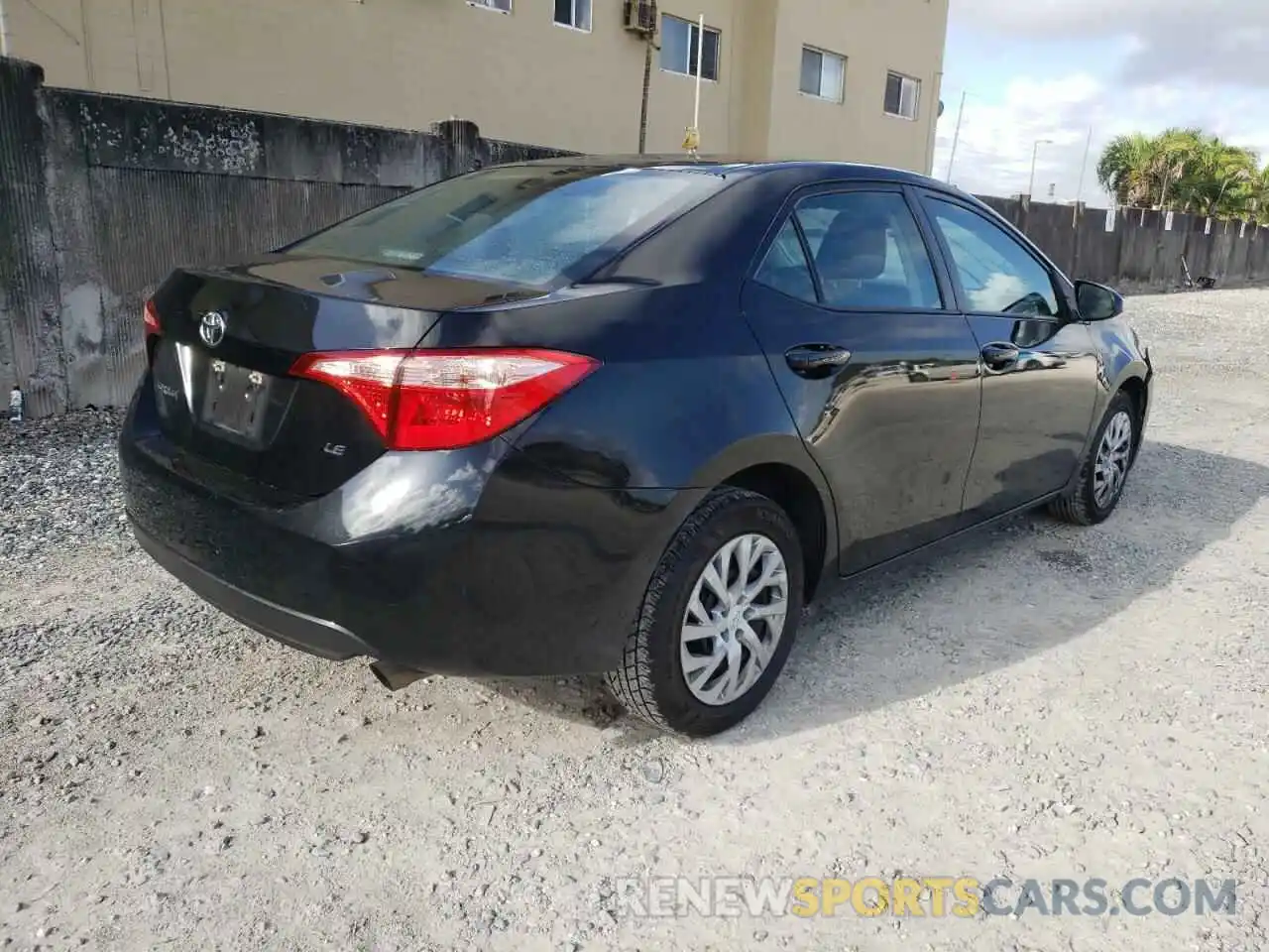 4 Photograph of a damaged car 5YFBURHE6KP934531 TOYOTA COROLLA 2019